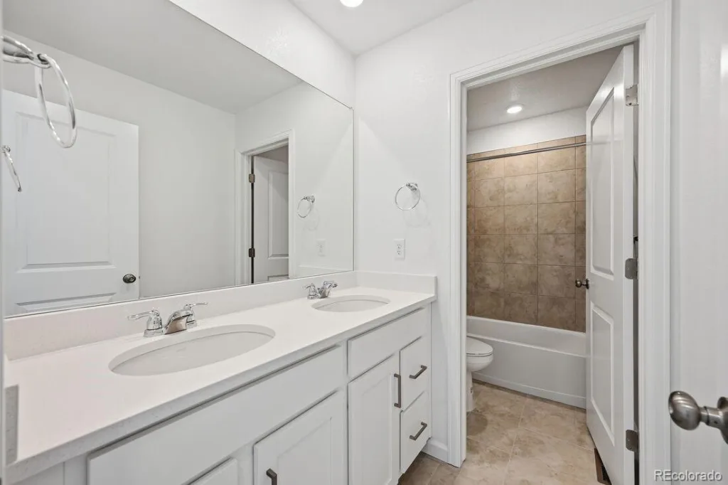 16857 W 92nd Loop Arvada CO 80007 MLS #REC3003411 06092026001400 1024 21