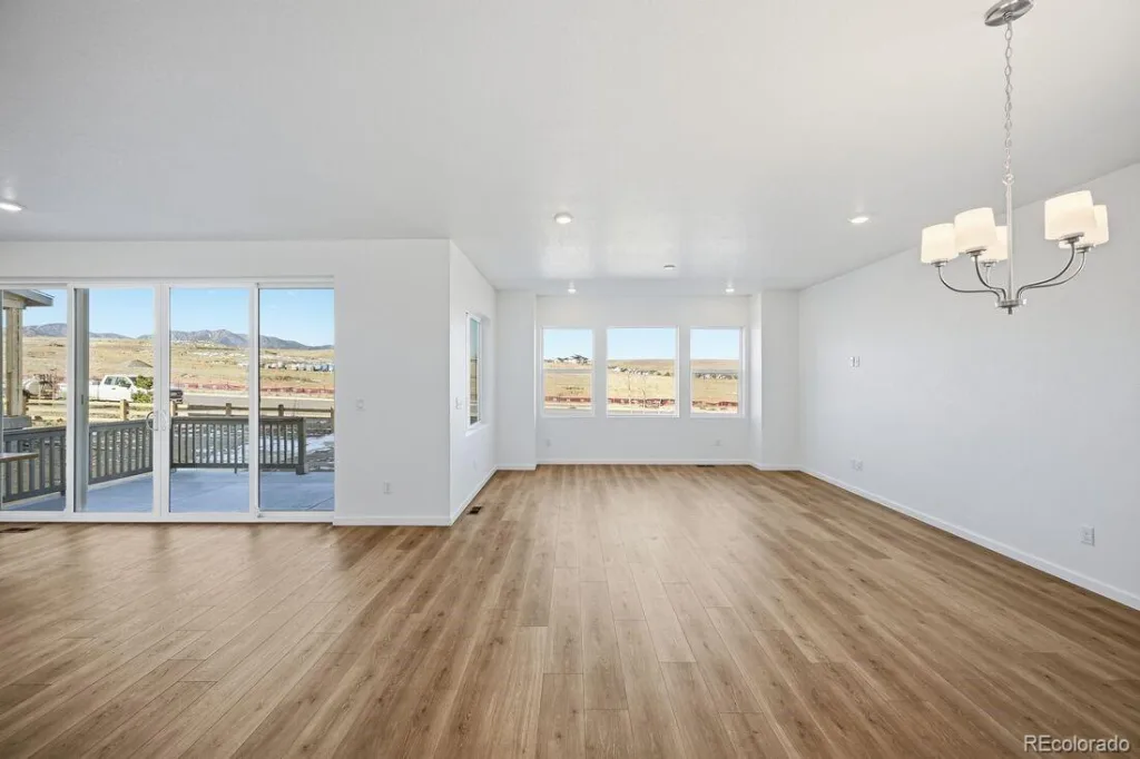 16857 W 92nd Loop Arvada CO 80007 MLS #REC3003411 06092026001400 1024 5