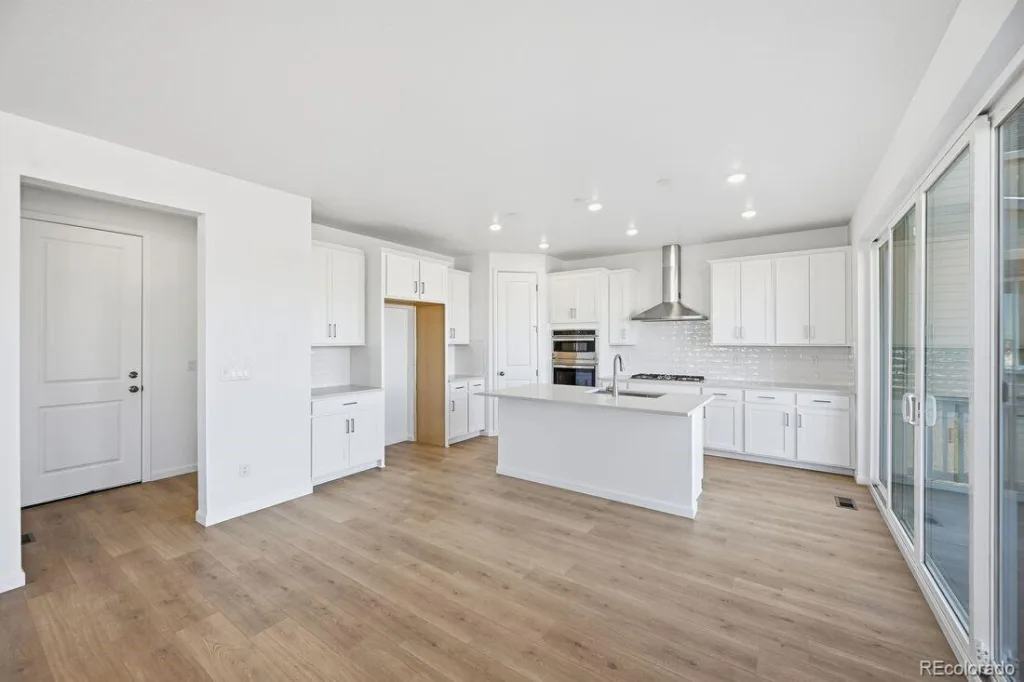16857 W 92nd Loop Arvada CO 80007 MLS #REC3003411 06092026001400 1024 9