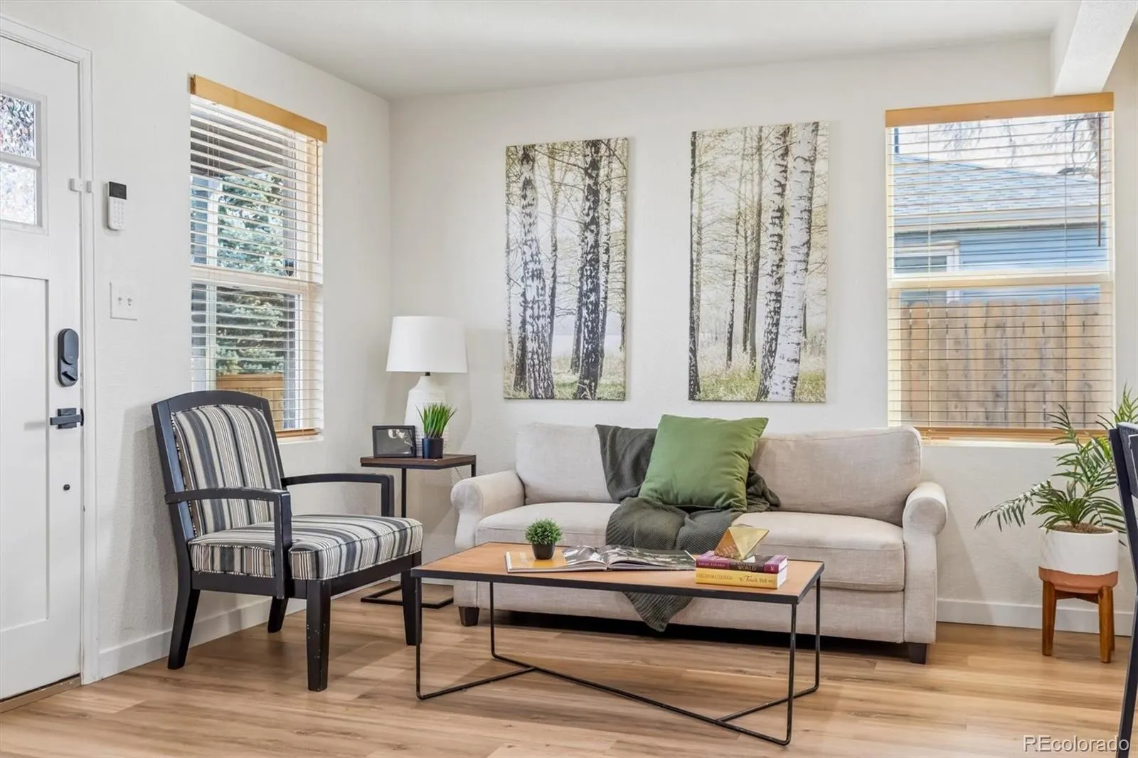 04102026061735 1600 10