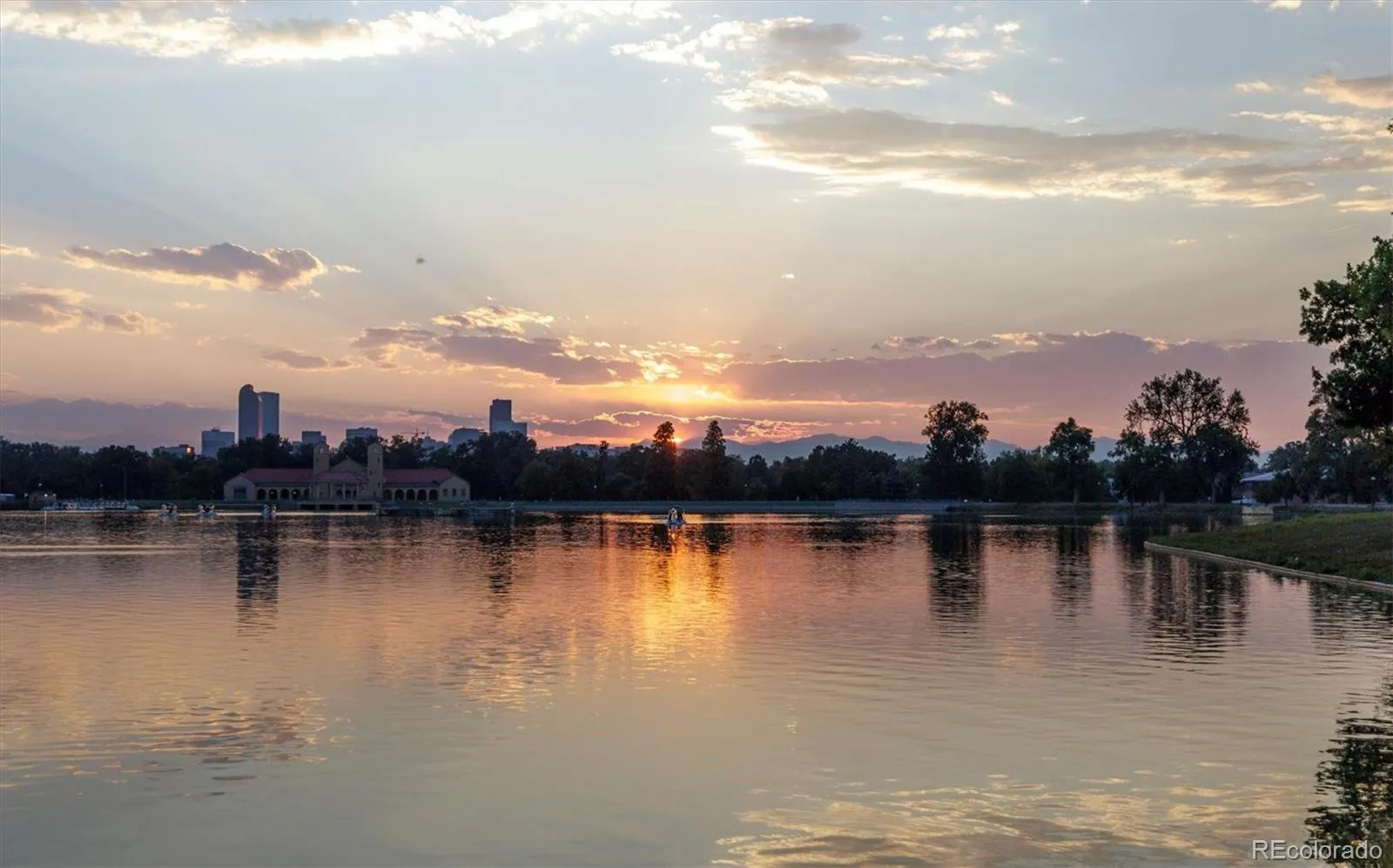 04102026061735 1600 30