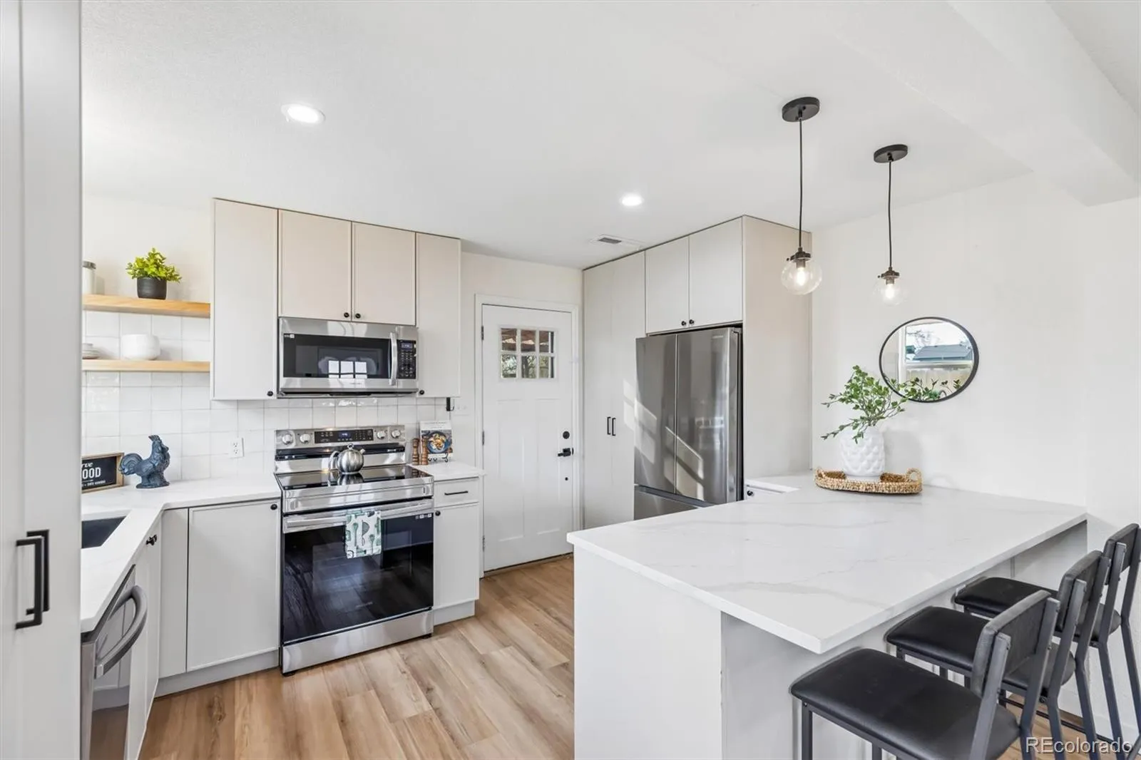 04102026061735 1600 9