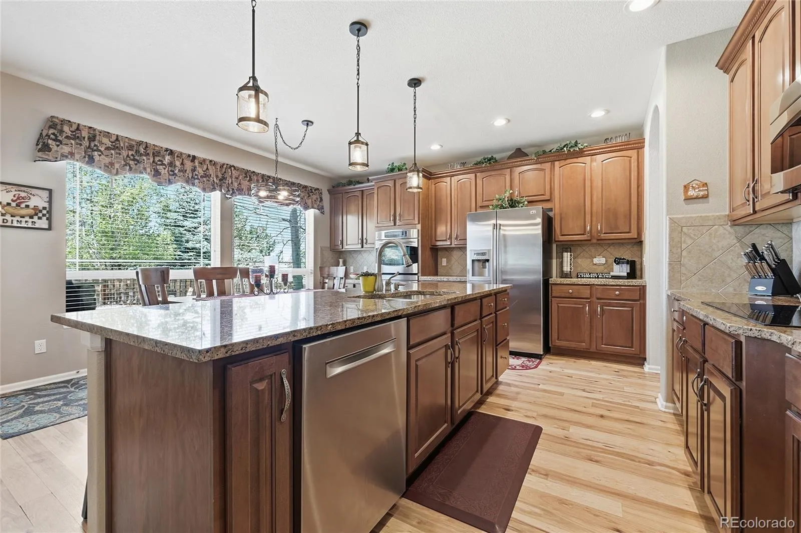25853 E Peakview Place Aurora CO 80016 MLS #REC3006166 04202026185327 1600 11