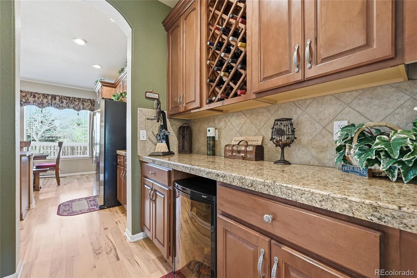 25853 E Peakview Place Aurora CO 80016 MLS #REC3006166 04202026185327 1600 13
