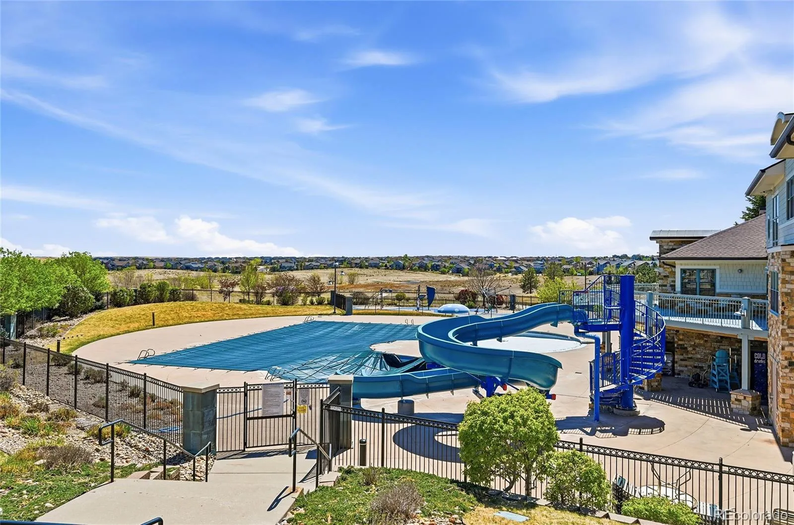 25853 E Peakview Place Aurora CO 80016 MLS #REC3006166 04202026185327 1600 43