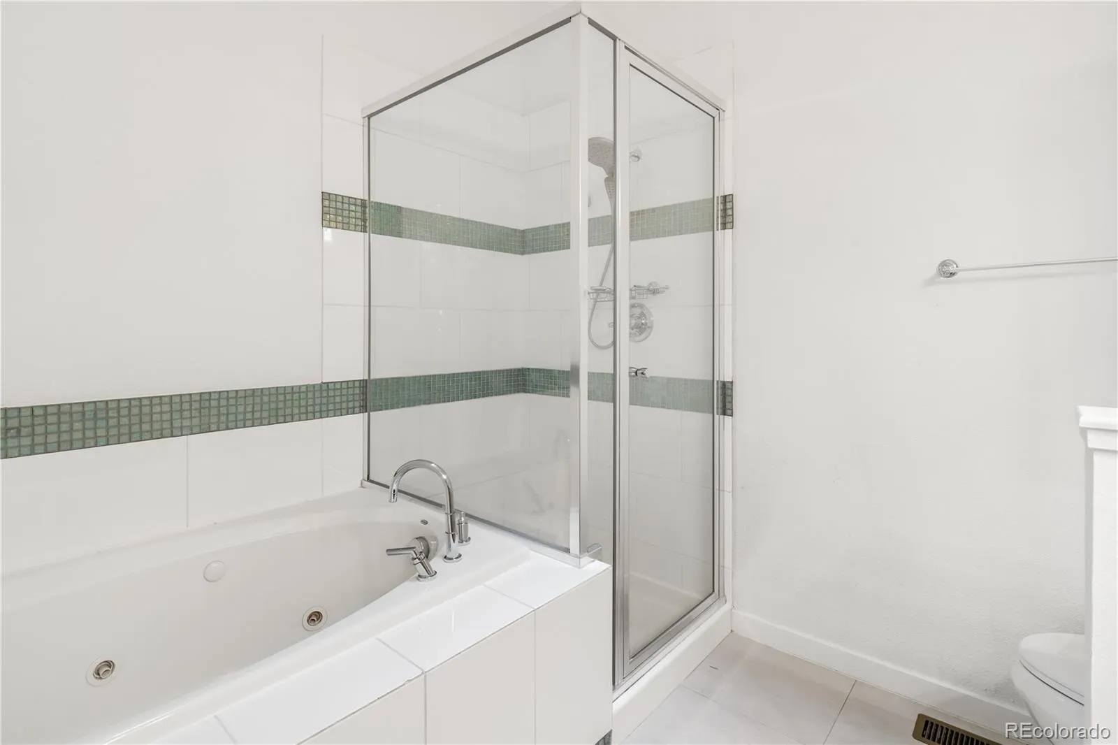 17 S Harrison Street Denver CO 80209 MLS #REC3007194 05232026092720 1600 17