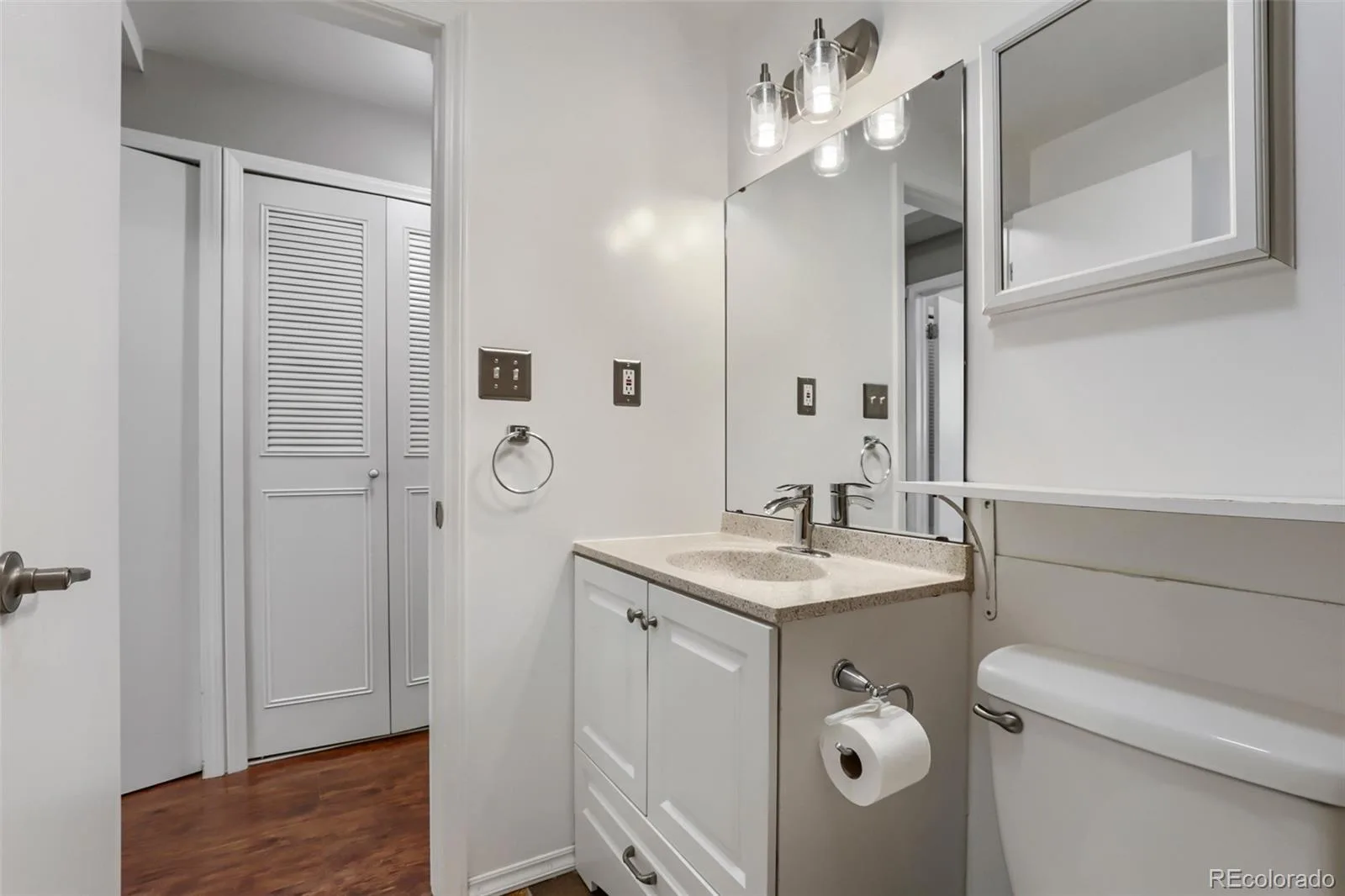 1162 S Eagle Circle #A Aurora CO 80012 | MLS #REC3007603 06112026215559 1600 19