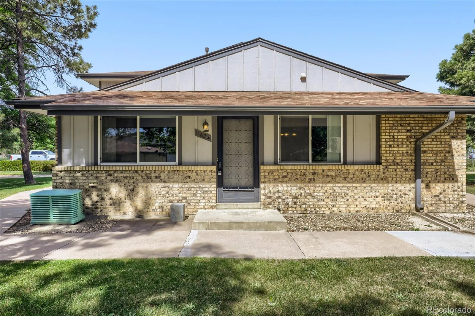 1162 S Eagle Circle #A Aurora CO 80012 | MLS #REC3007603 06112026215559 1600 2