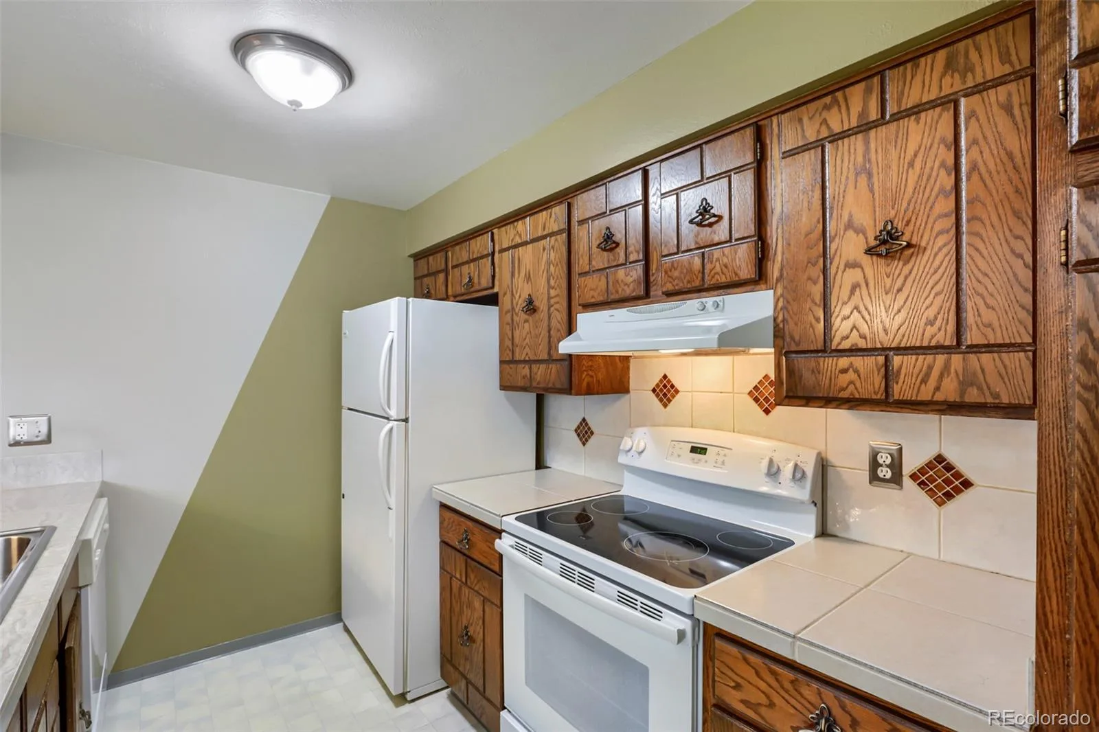 1162 S Eagle Circle #A Aurora CO 80012 | MLS #REC3007603 06112026215559 1600 9