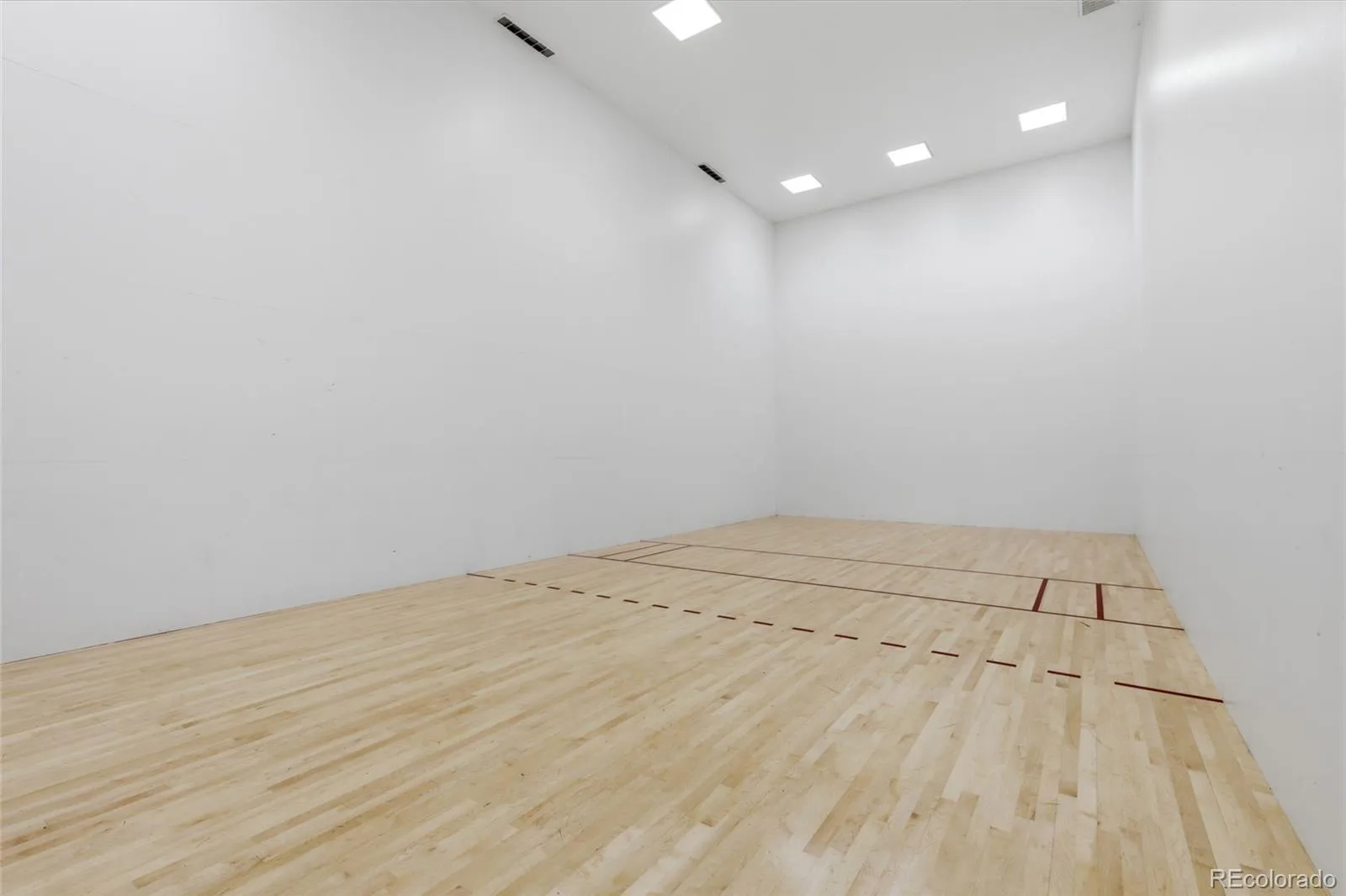 04172026162747 1600 32