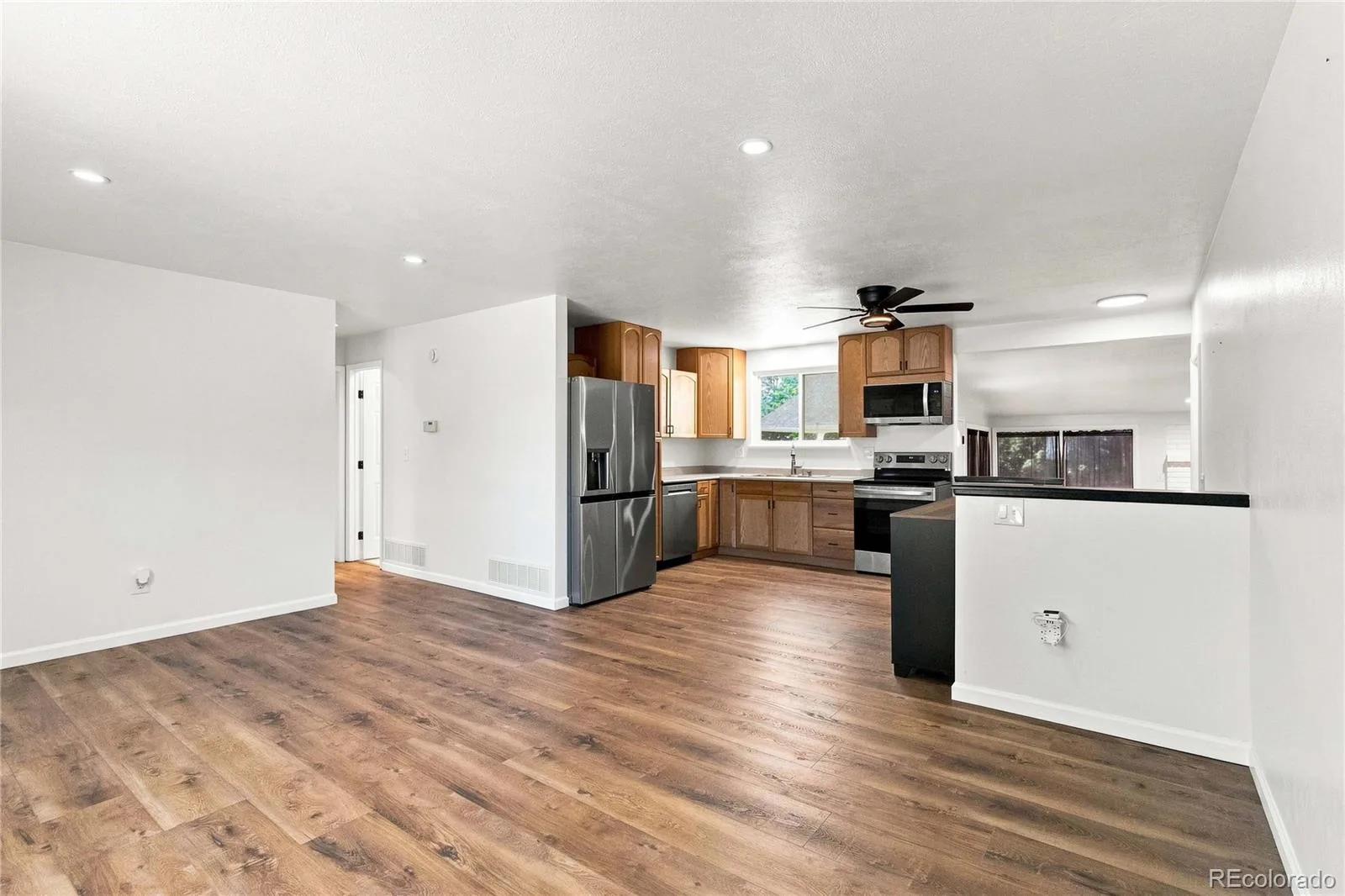 11226 W Texas Avenue Denver CO 80232 | MLS #REC3009719 09242026122743 1600 2