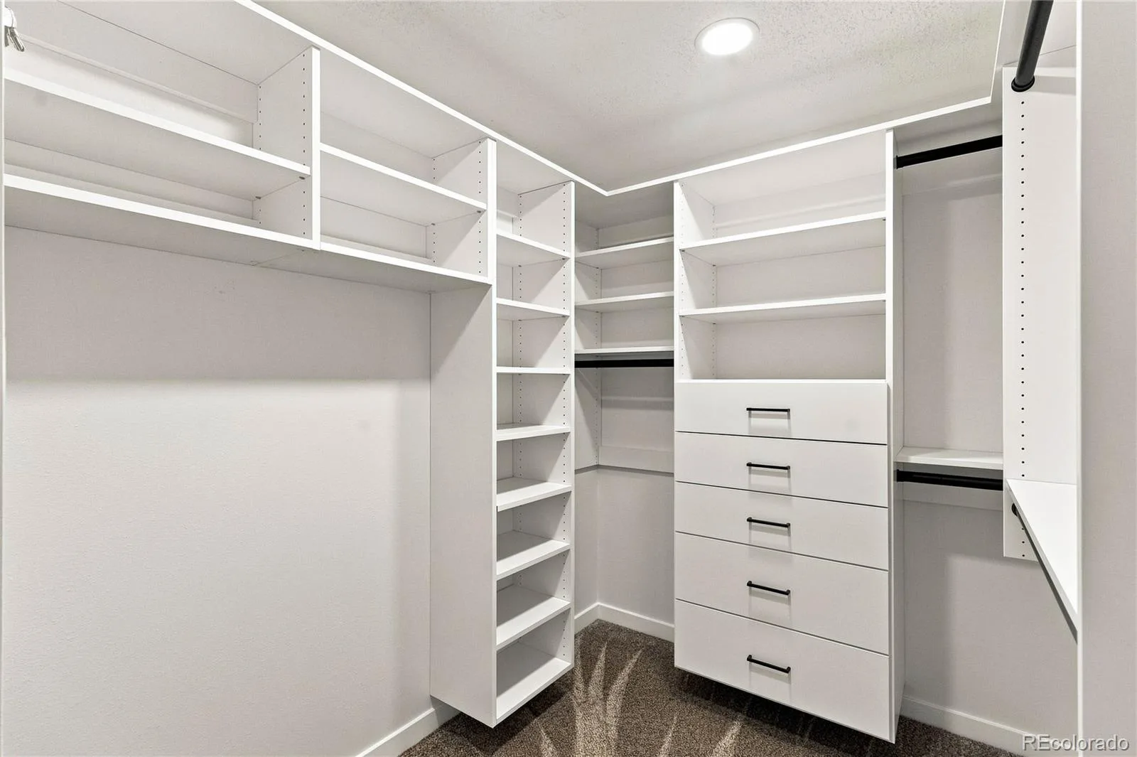 11226 W Texas Avenue Denver CO 80232 | MLS #REC3009719 09242026122743 1600 22