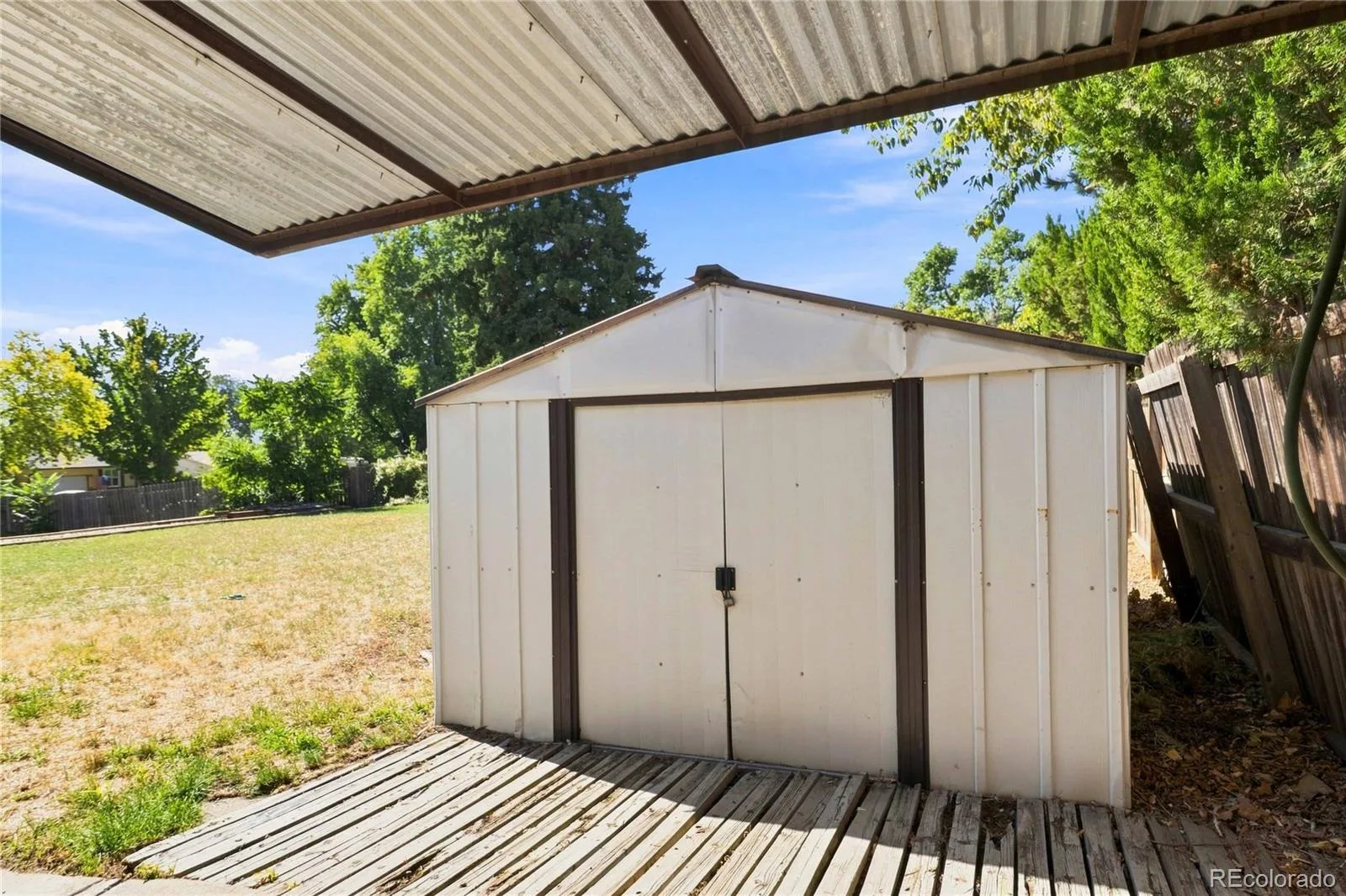 11226 W Texas Avenue Denver CO 80232 | MLS #REC3009719 09242026122743 1600 28