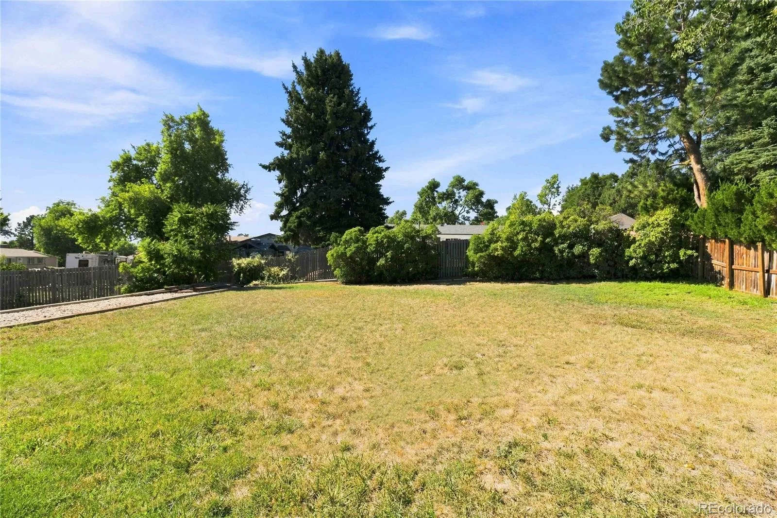11226 W Texas Avenue Denver CO 80232 | MLS #REC3009719 09242026122743 1600 31