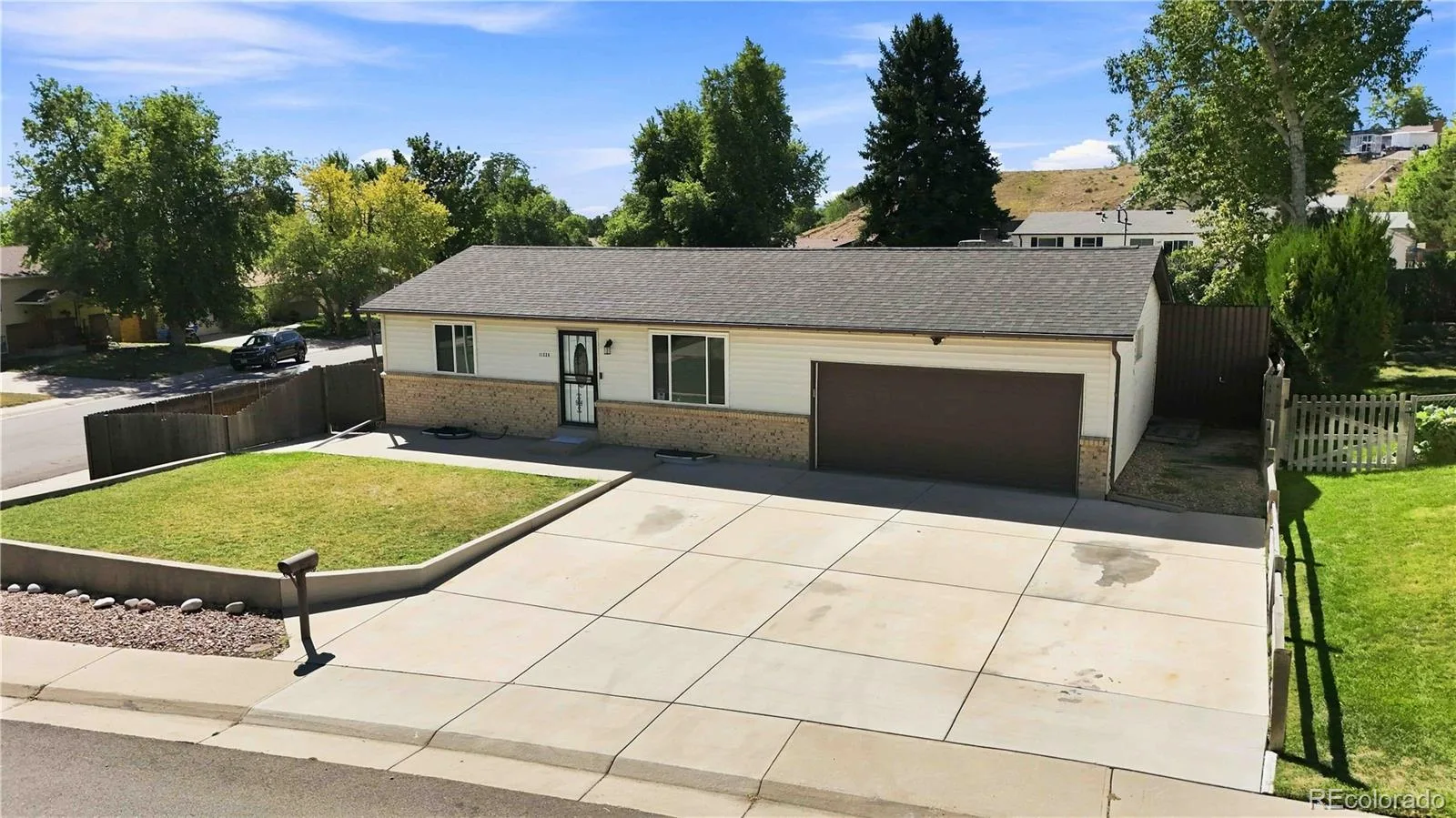 11226 W Texas Avenue Denver CO 80232 | MLS #REC3009719 09242026122743 1600 43