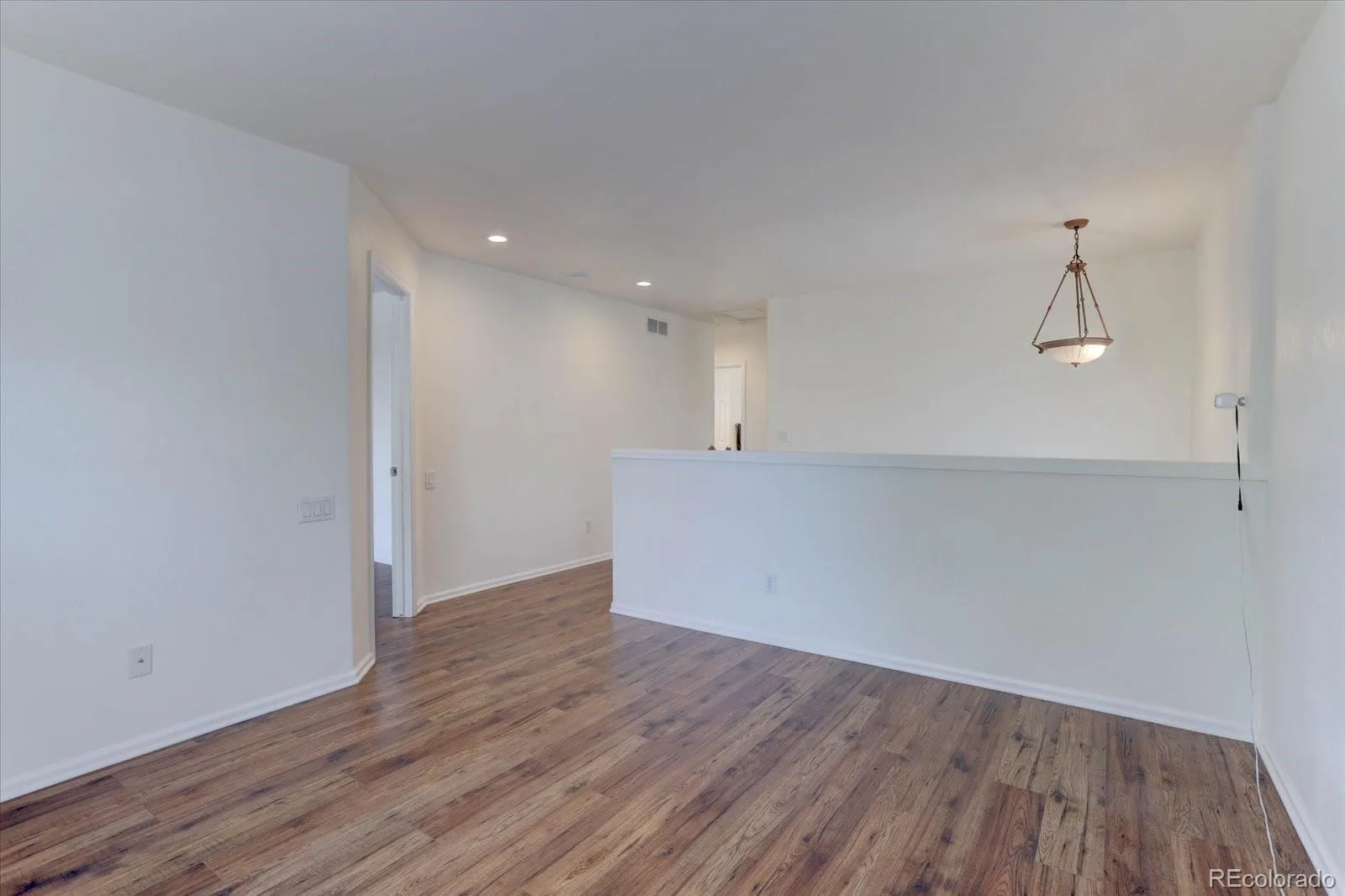 20436 E Flora Drive Aurora CO 80013 MLS #REC3010131 04232026012118 1600 19