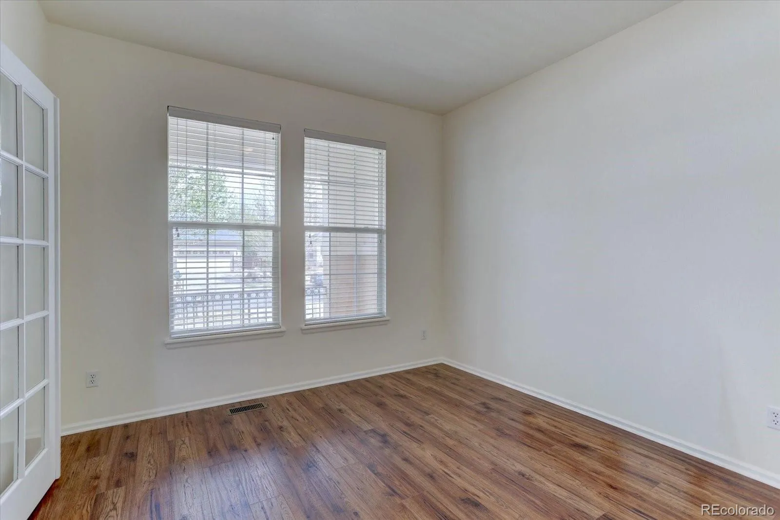 20436 E Flora Drive Aurora CO 80013 MLS #REC3010131 04232026012118 1600 3