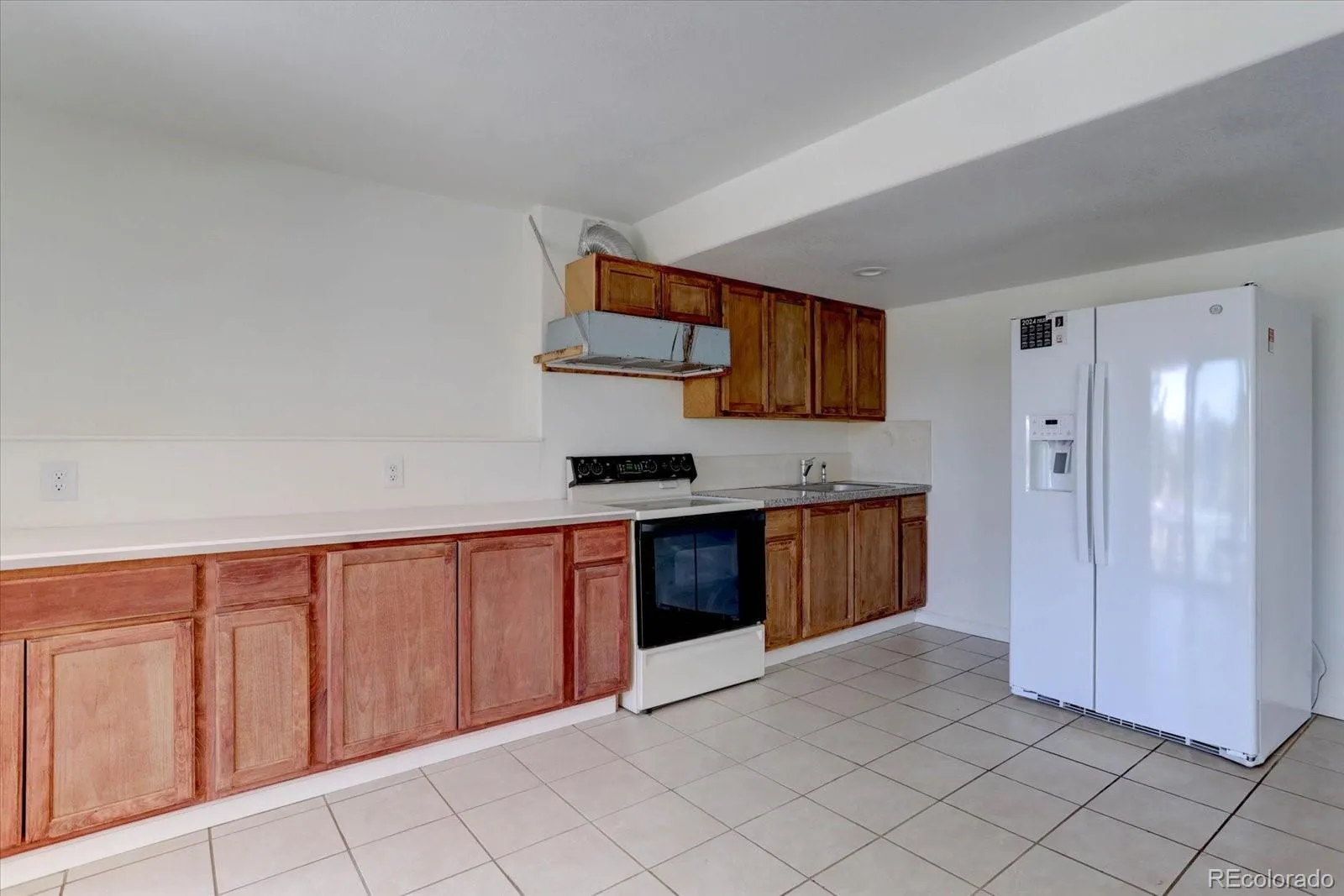 20436 E Flora Drive Aurora CO 80013 MLS #REC3010131 04232026012118 1600 30