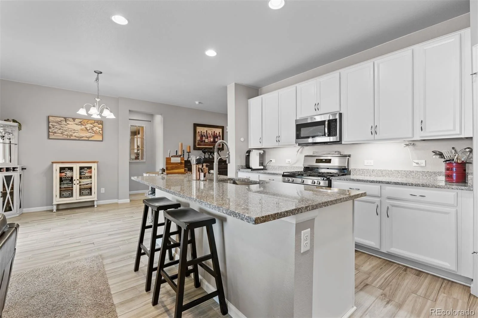 930 Mcmurdo Circle Castle Rock CO 80108 | MLS #REC3011016 07182026154640 1600 4