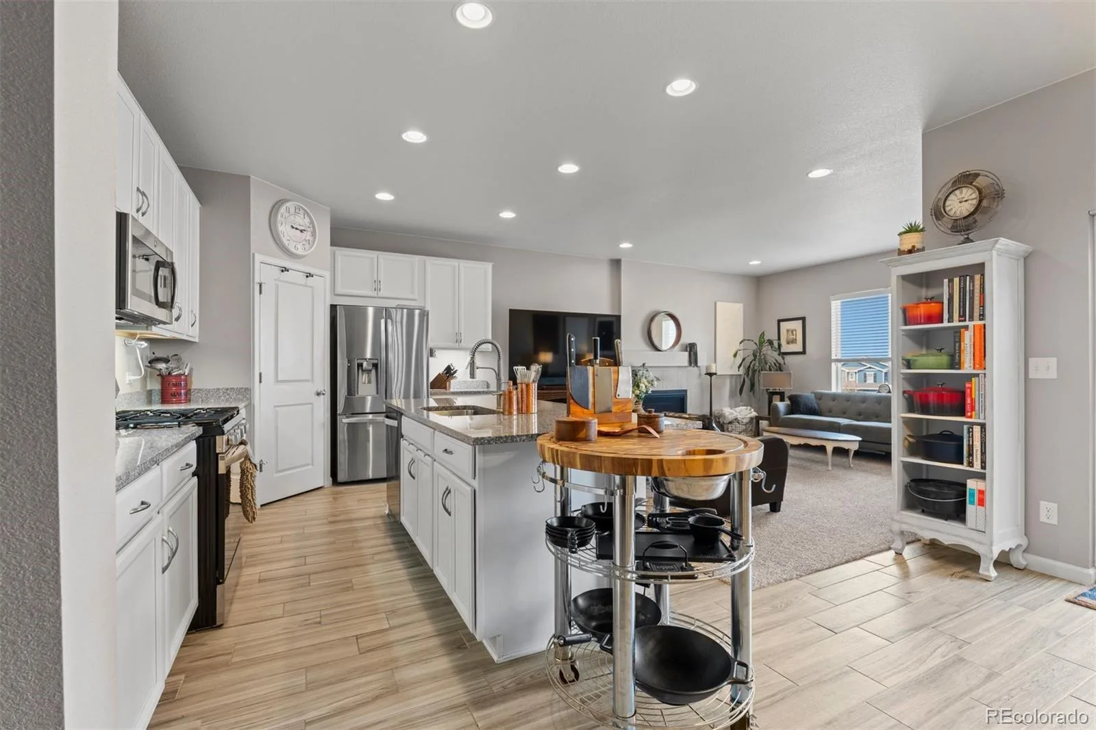 930 Mcmurdo Circle Castle Rock CO 80108 | MLS #REC3011016 07182026154640 1600 6