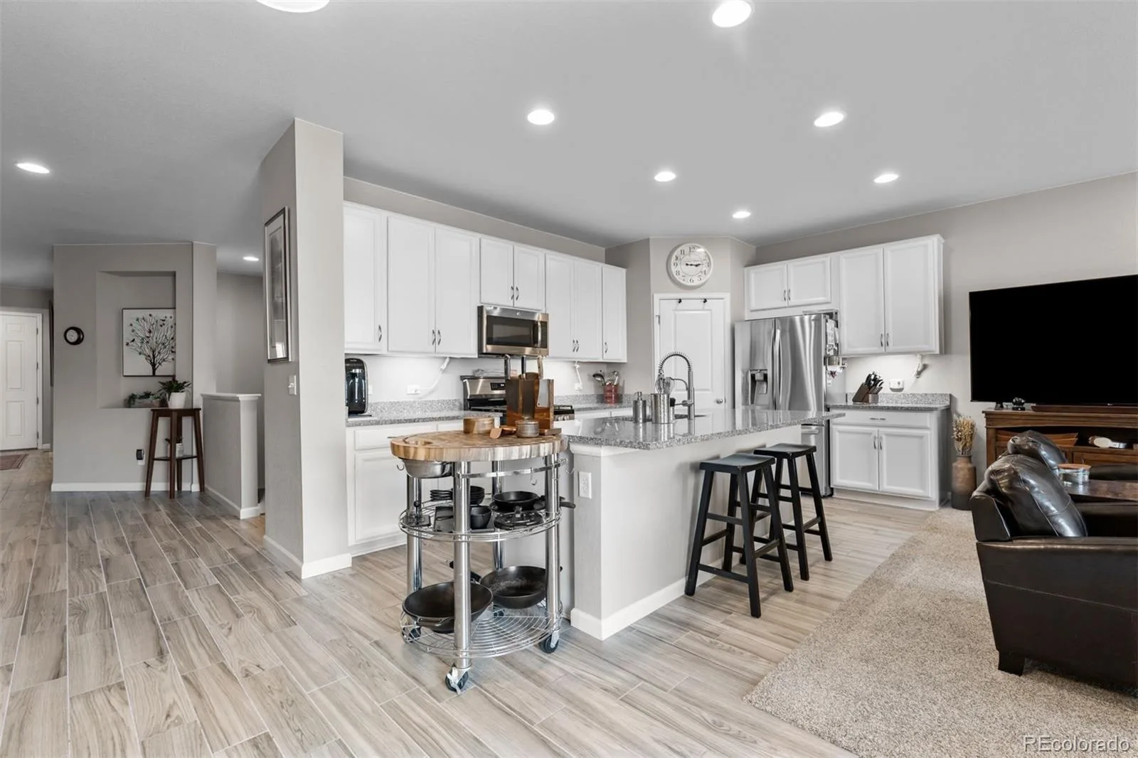 930 Mcmurdo Circle Castle Rock CO 80108 | MLS #REC3011016 07182026154640 1600 8