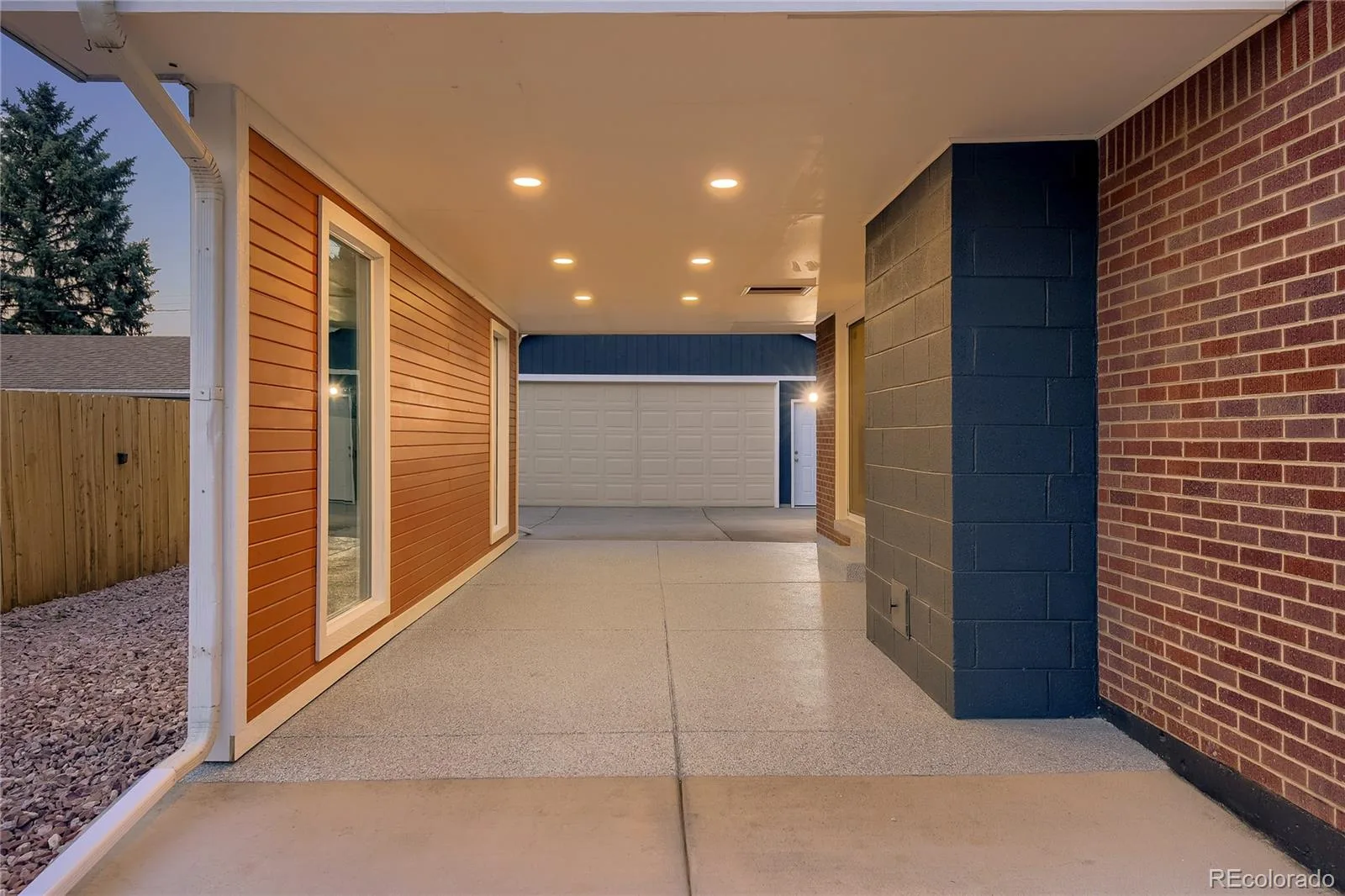 6586 S Kit Carson Street Littleton CO 80121 MLS #REC3011164 06242026222738 1600 29