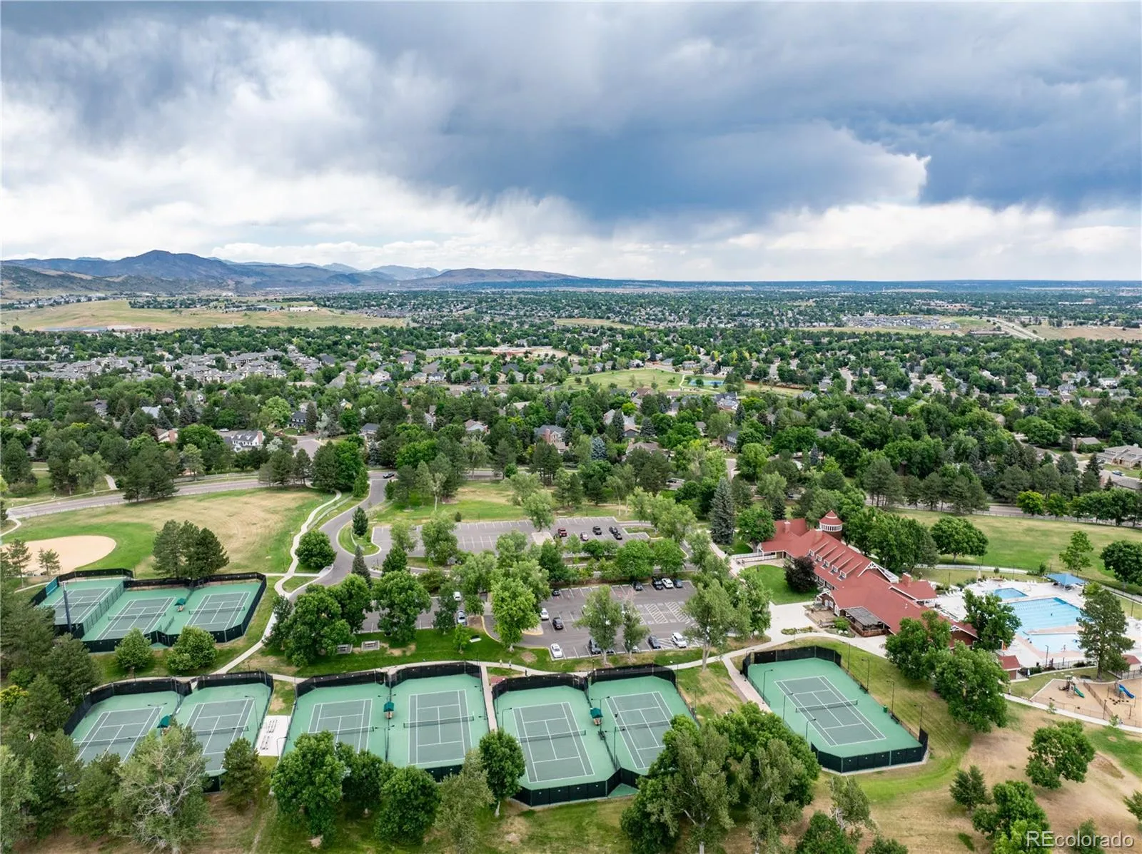 8200 S San Juan Range Road Littleton CO 80127 MLS #REC3011413 05242026052210 1600 44
