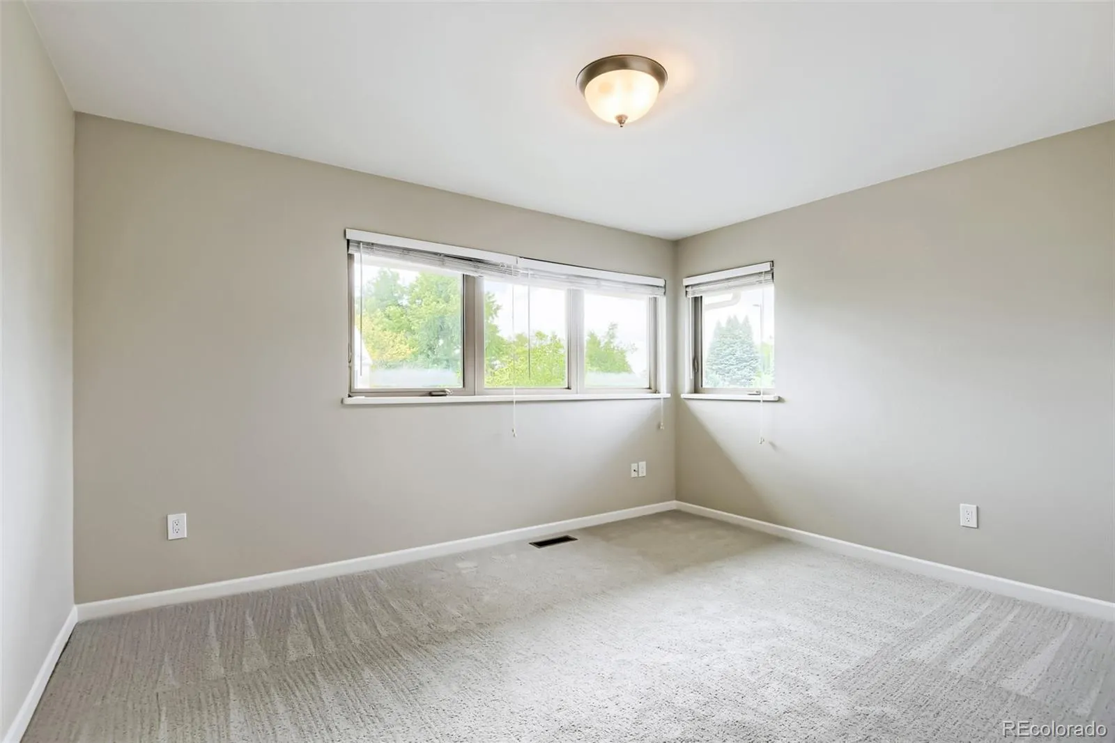 3059 S University Circle Englewood CO 80113 MLS #REC3011758 05232026193618 1600 22