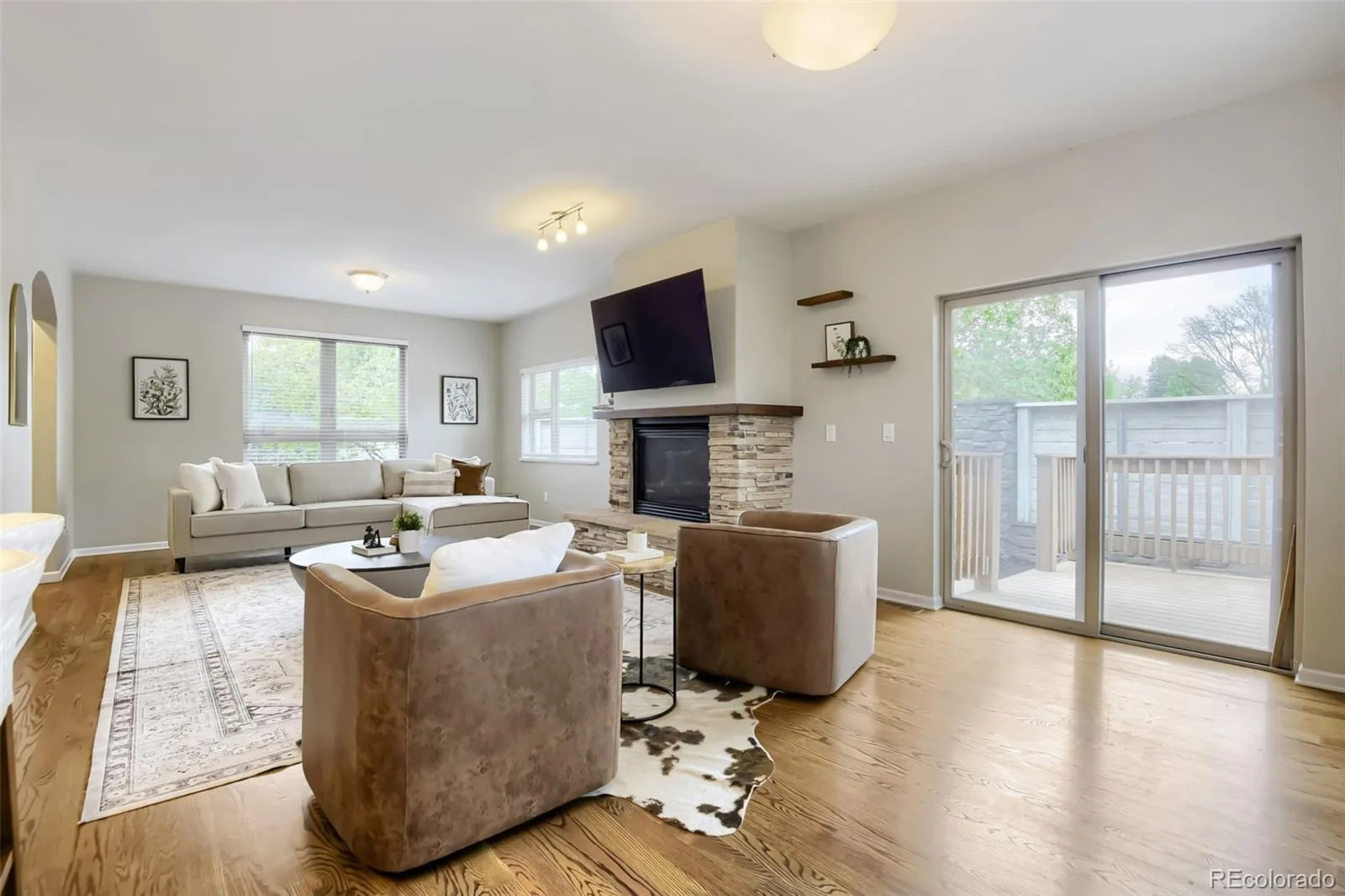 3059 S University Circle Englewood CO 80113 MLS #REC3011758 06092026001406 1600 4