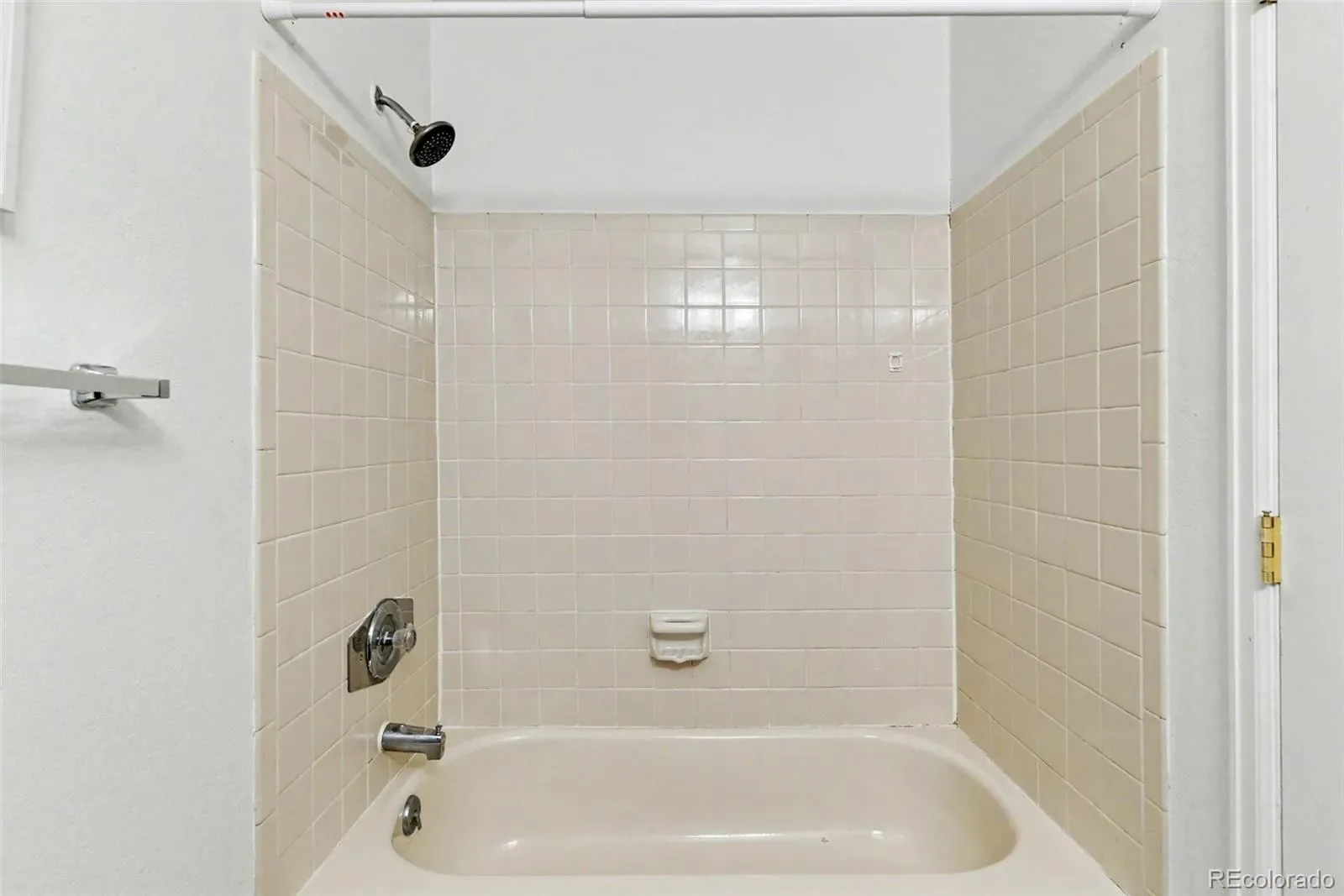 7468 S Alkire Street #104 Littleton CO 80127 | MLS #REC3012856 03262026154529 1600 16