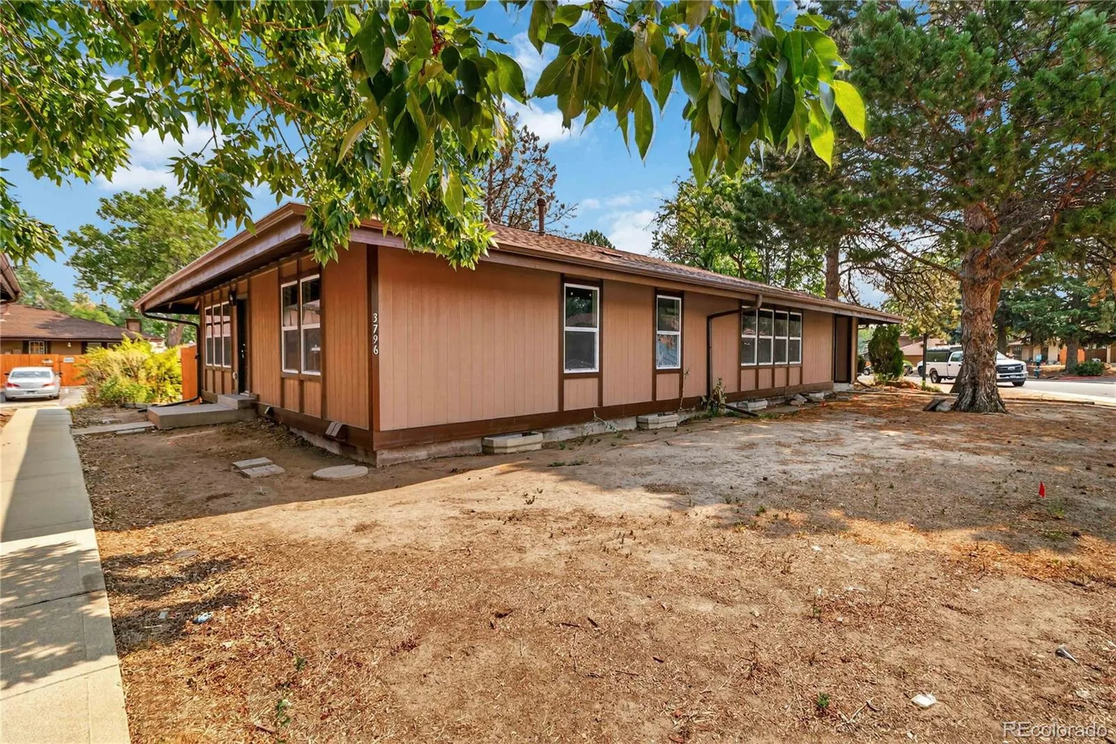 3796 S Fairplay Way Aurora CO 80014 | MLS #REC3015842 08172026182137 1600 2