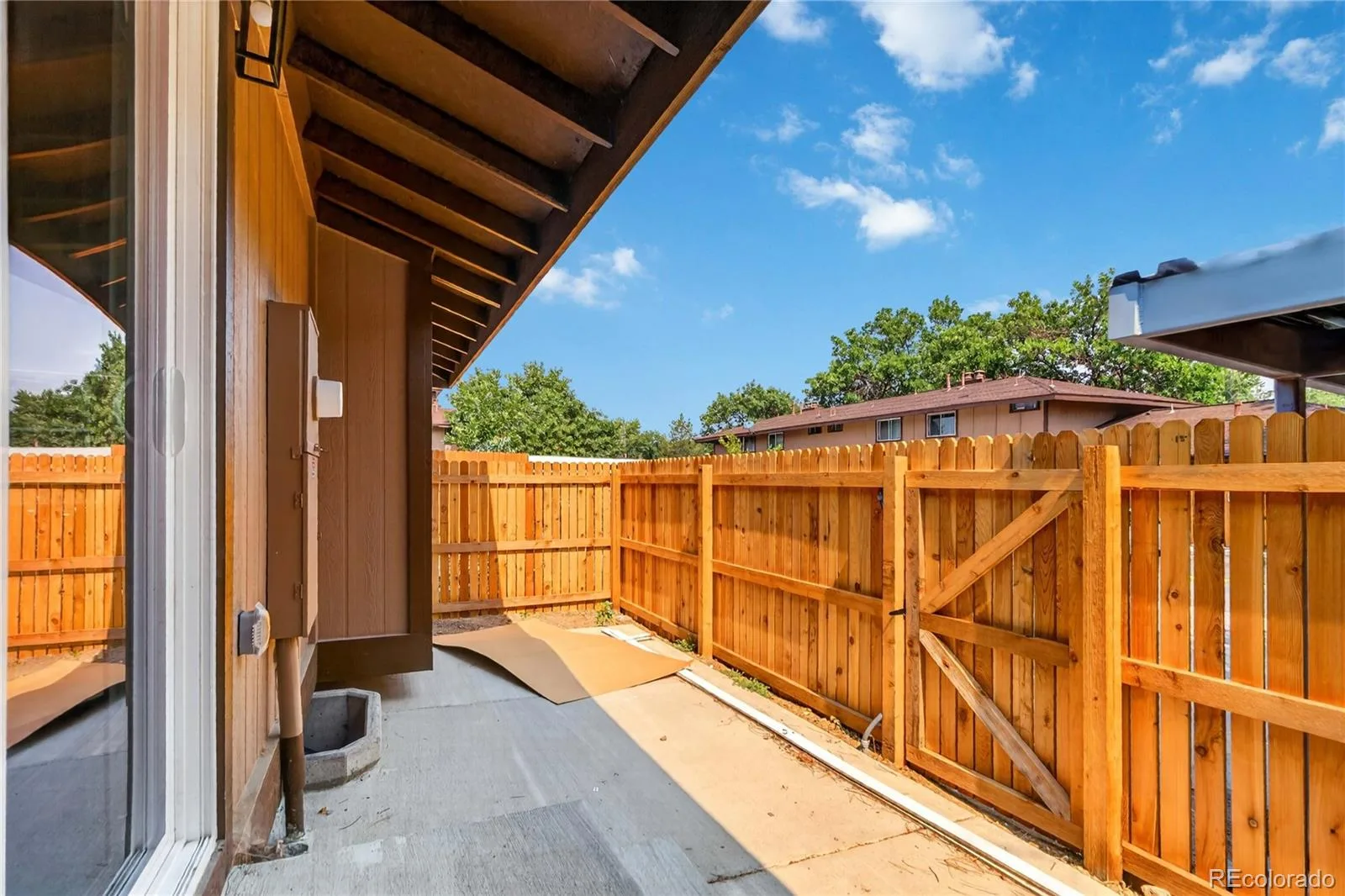 3796 S Fairplay Way Aurora CO 80014 | MLS #REC3015842 08172026182137 1600 41