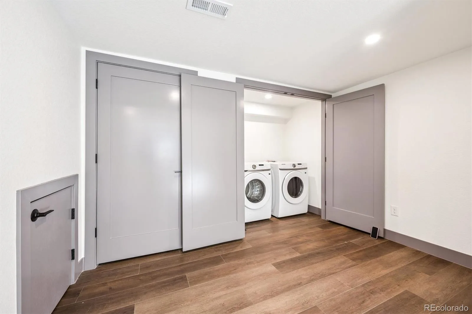 3325 Poplar Street #3325 Denver CO 80207 | MLS #REC3015924 07032026192940 1600 10