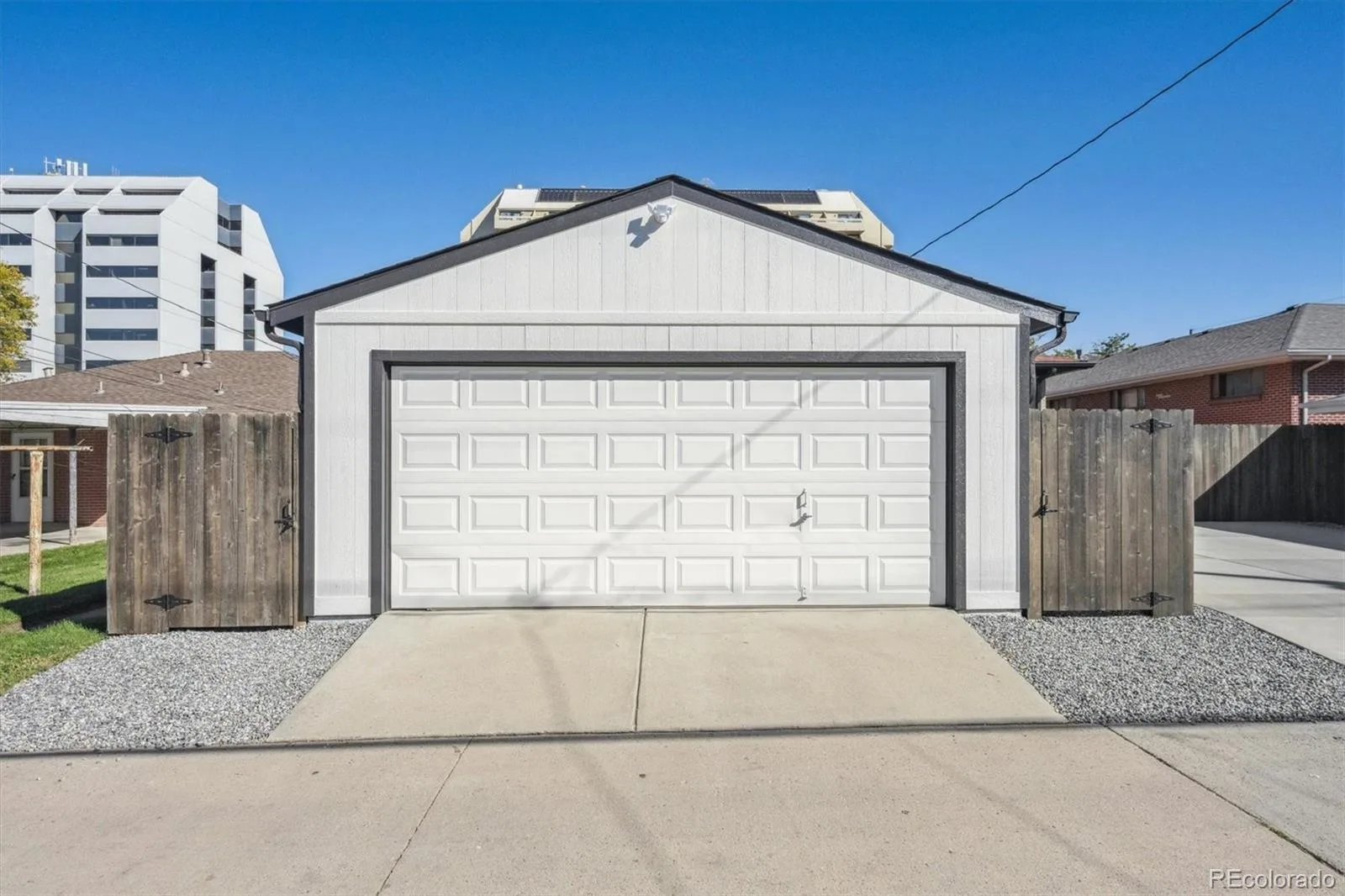 3325 Poplar Street #3325 Denver CO 80207 | MLS #REC3015924 07032026192940 1600 17