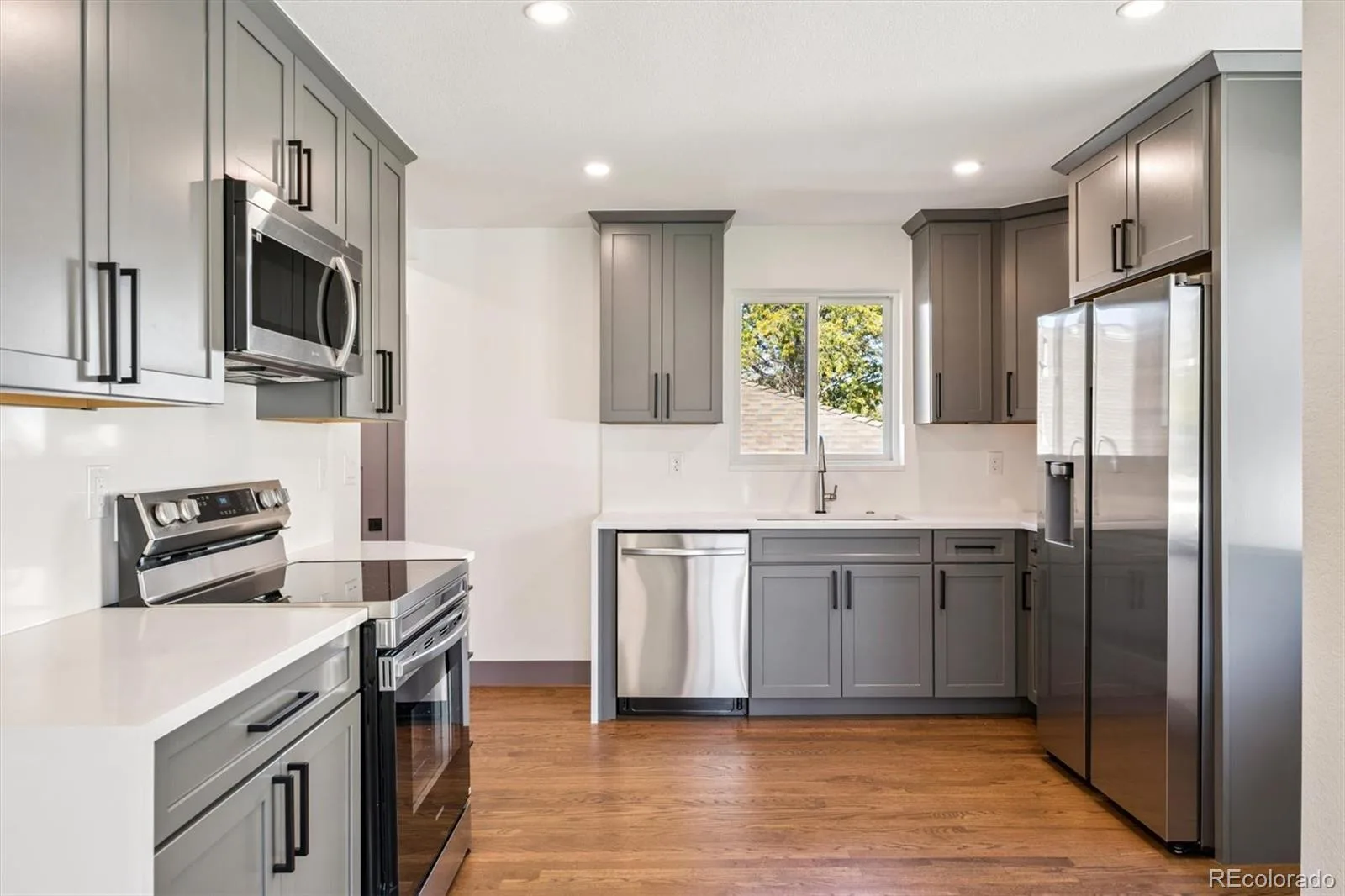 3325 Poplar Street #3325 Denver CO 80207 | MLS #REC3015924 07032026192940 1600 4