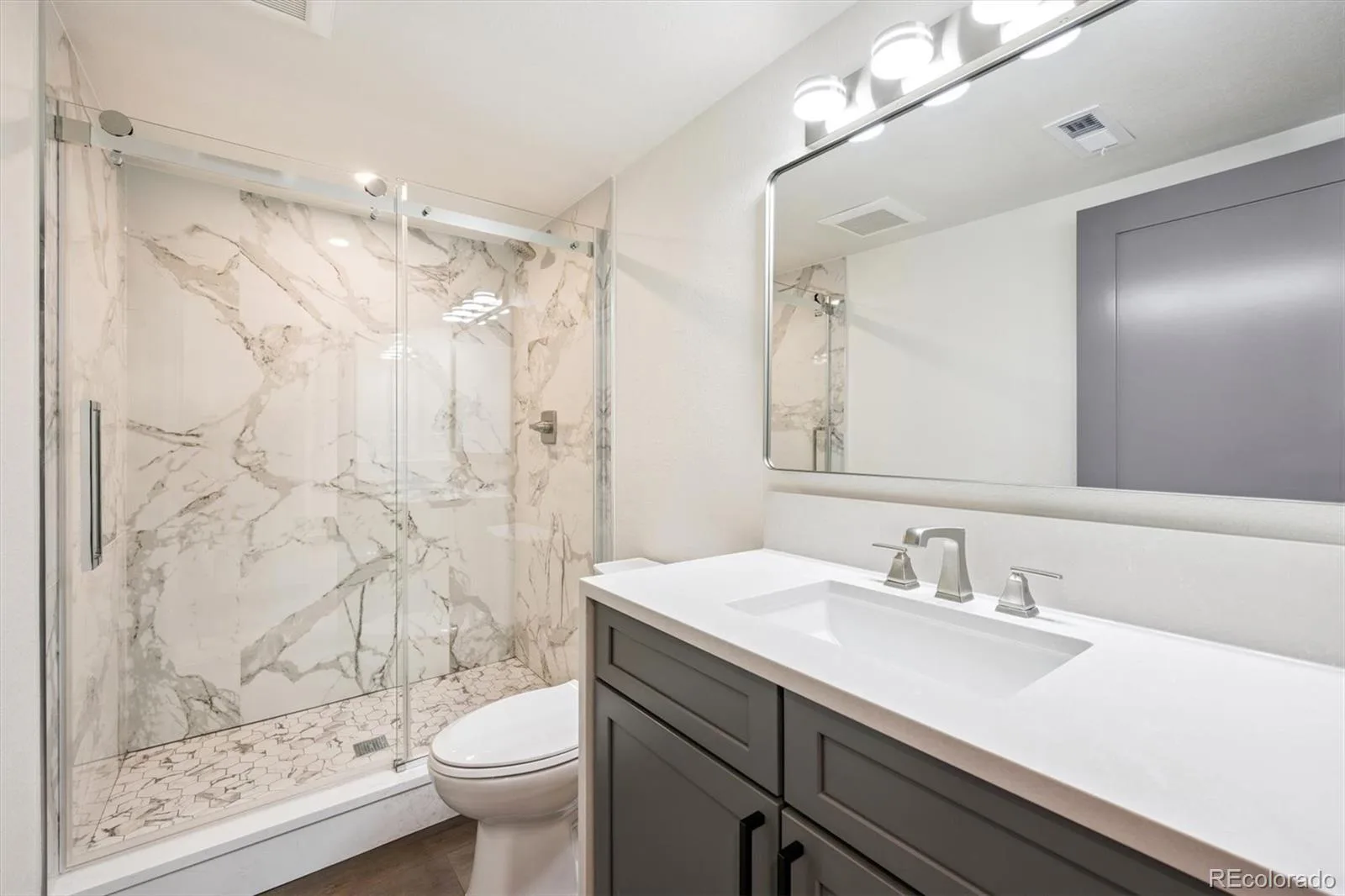 3325 Poplar Street #3325 Denver CO 80207 | MLS #REC3015924 07032026192940 1600 6