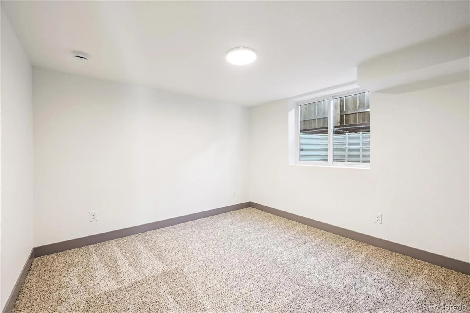 3325 Poplar Street #3325 Denver CO 80207 | MLS #REC3015924 07032026192940 1600 8