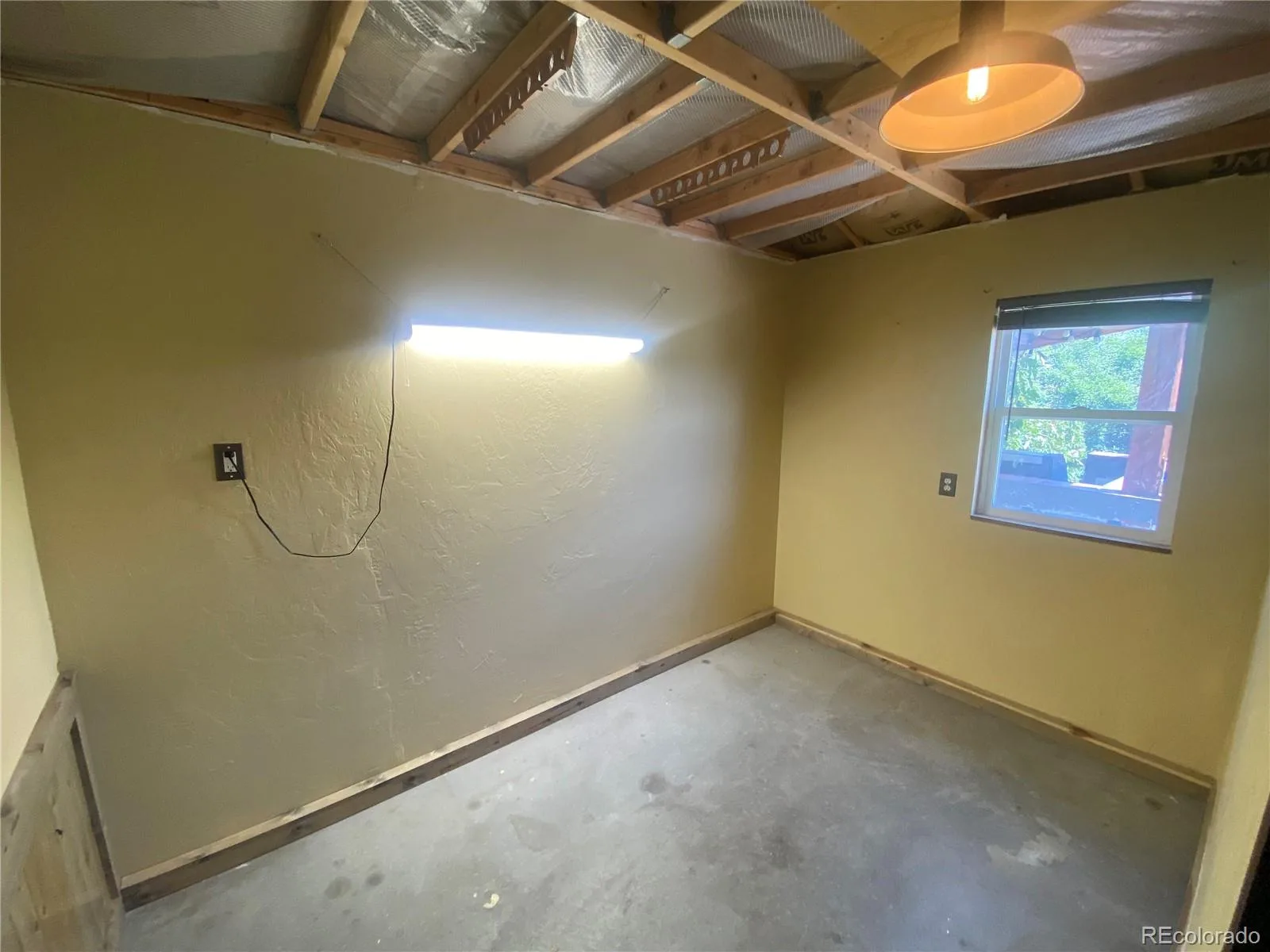 3127 W Louisiana Avenue Denver CO 80219 | MLS #REC3016101 08282026151755 1600 35