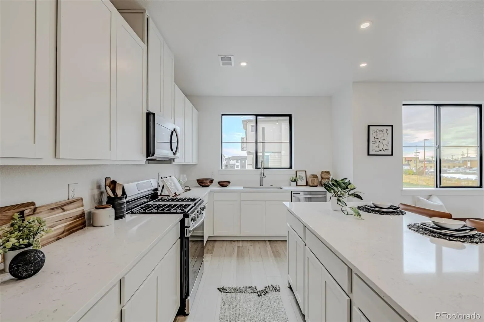 03302026005224 1600 13