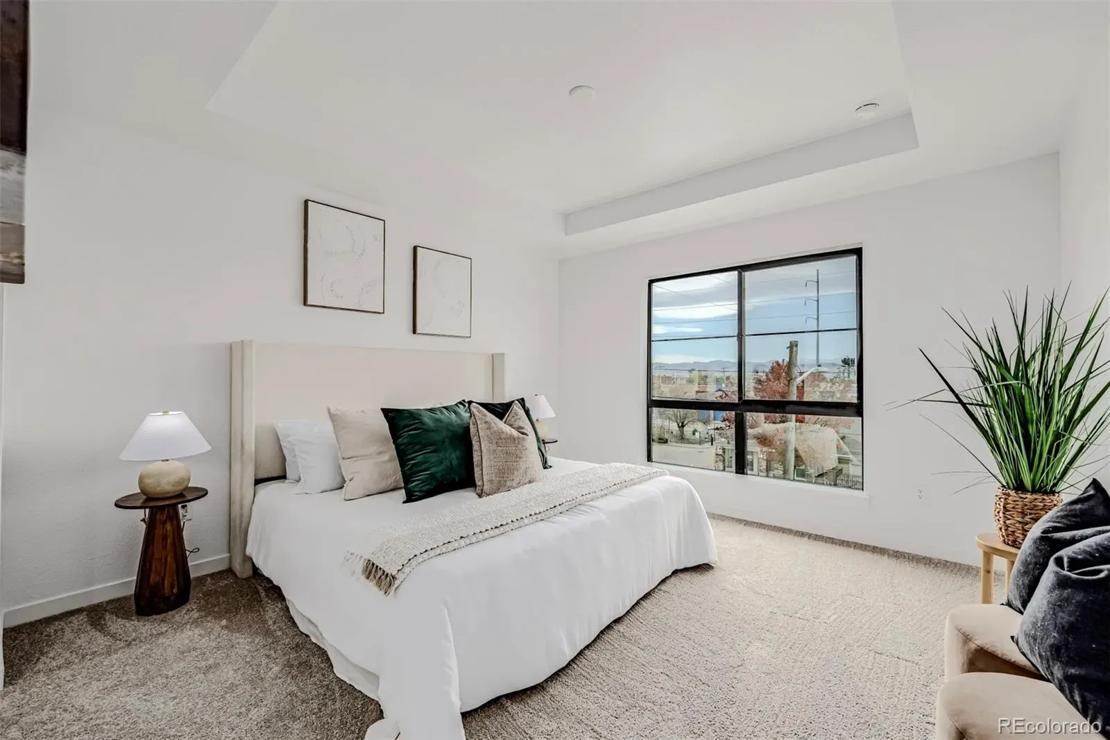 03302026005224 1600 17