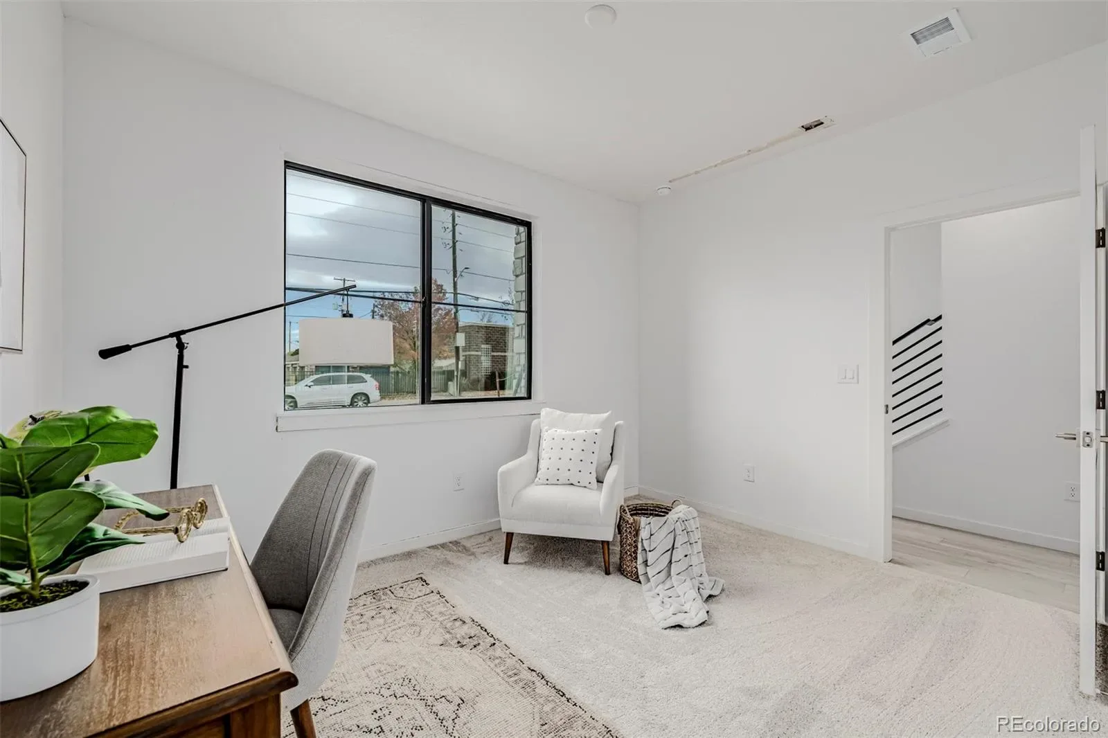 03302026005224 1600 30