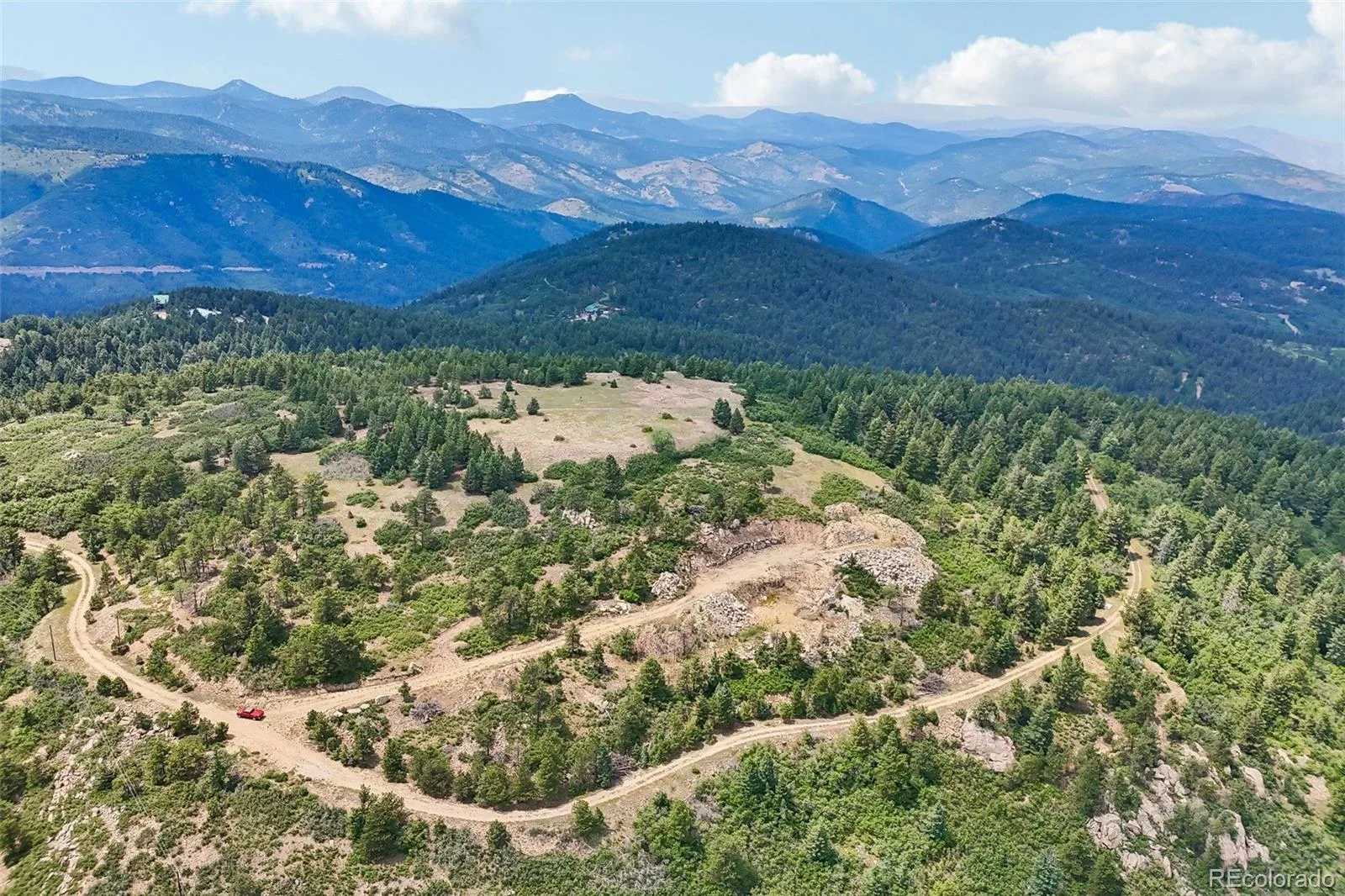 11917 Flat Top Trail Littleton CO 80127 | MLS #REC3021900 07032026161046 1600 16