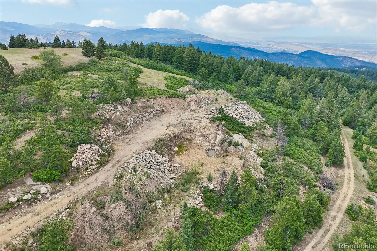 11917 Flat Top Trail Littleton CO 80127 | MLS #REC3021900 07032026161046 1600 21