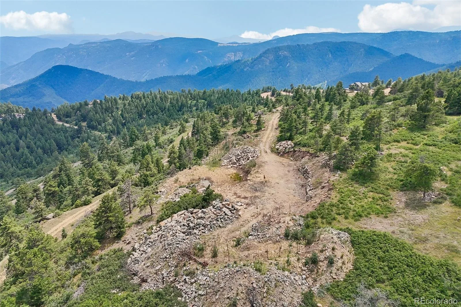 11917 Flat Top Trail Littleton CO 80127 | MLS #REC3021900 07032026161046 1600 26