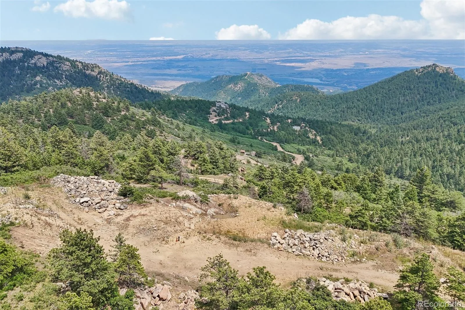 11917 Flat Top Trail Littleton CO 80127 | MLS #REC3021900 07032026161046 1600 29