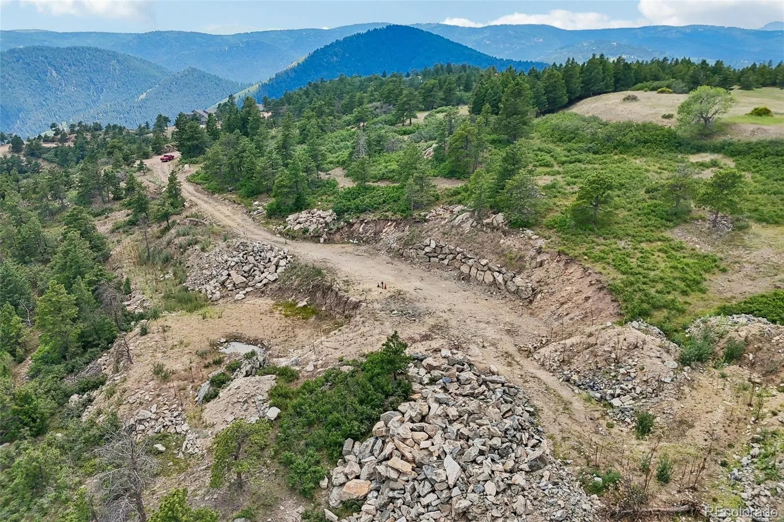 11917 Flat Top Trail Littleton CO 80127 | MLS #REC3021900 07032026161046 1600 34
