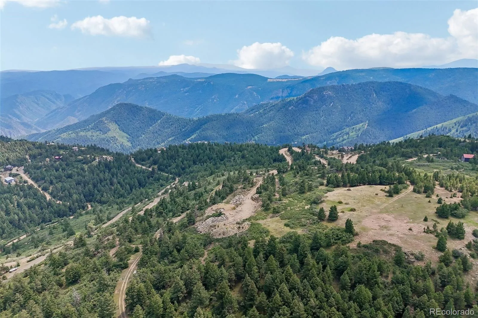 11917 Flat Top Trail Littleton CO 80127 | MLS #REC3021900 07032026161046 1600 8