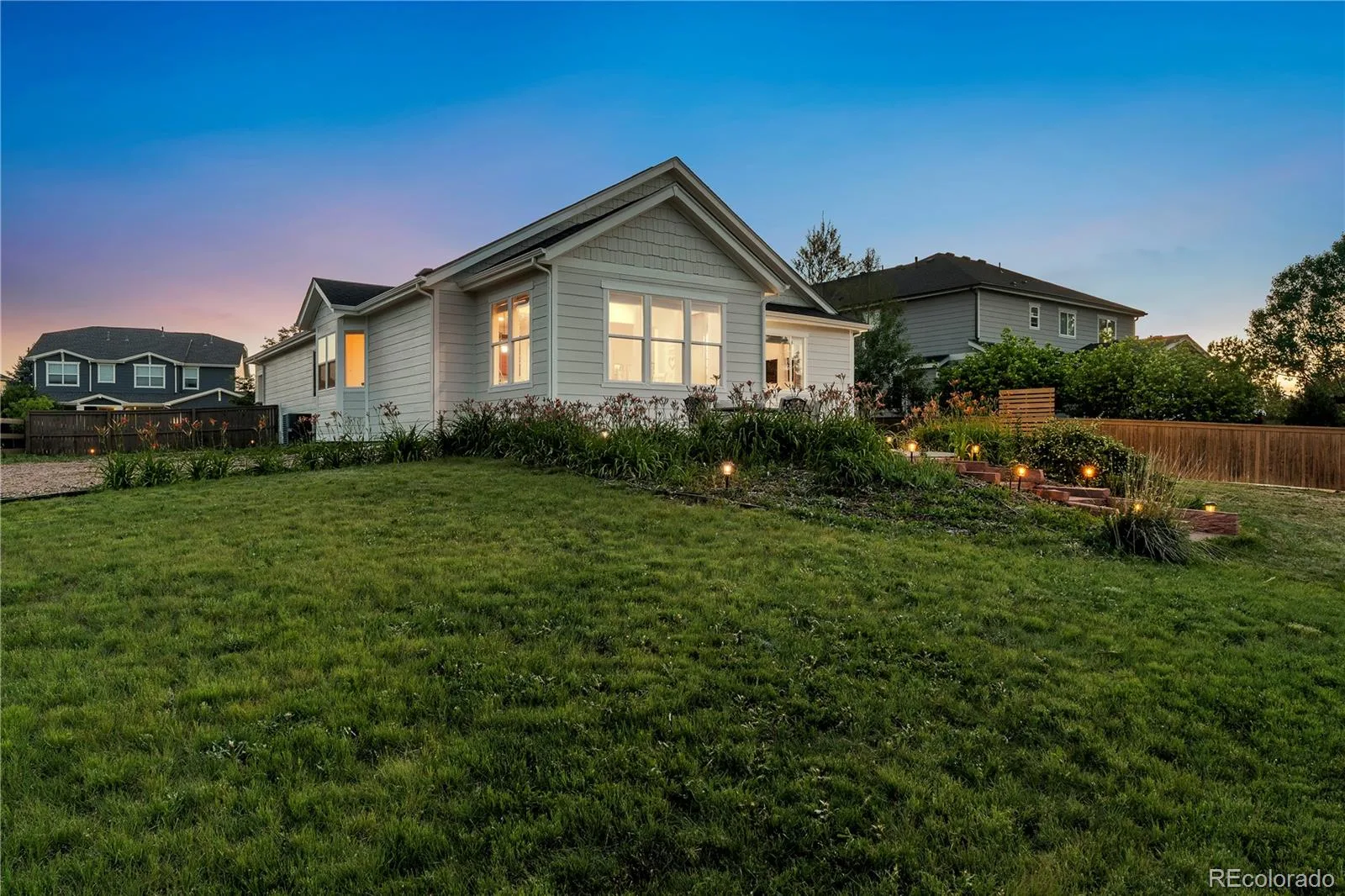 784 Ellsworth Court Castle Rock CO 80104 | MLS #REC3026714 06222026184605 1600 30