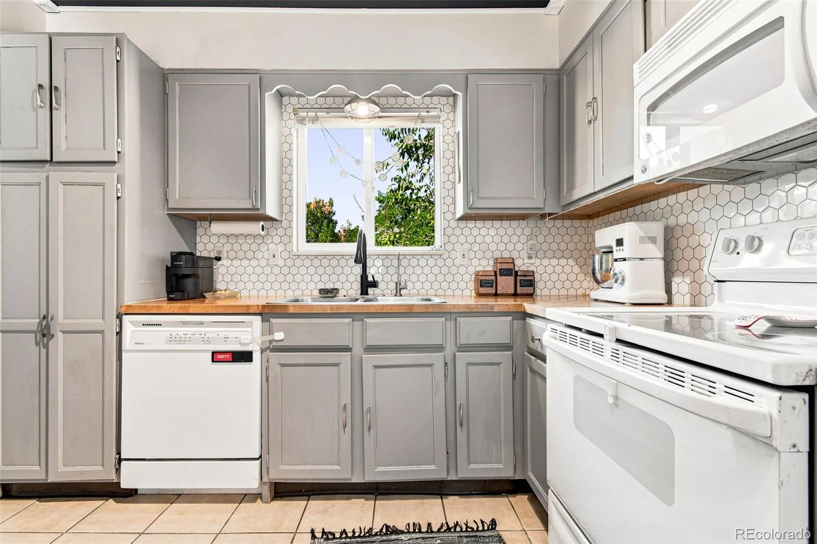 1326 S Sierra Drive Castle Rock CO 80104 | MLS #REC3027443 07282026214321 1600 12