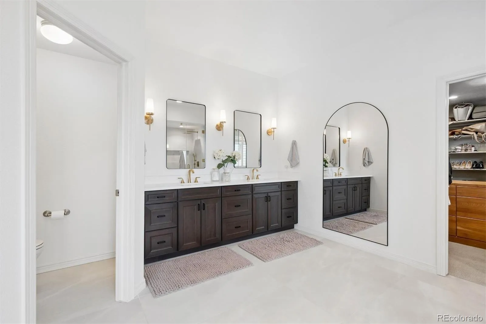 6924 S Picadilly Street Aurora CO 80016 MLS #REC3027895 05052026035344 1600 29